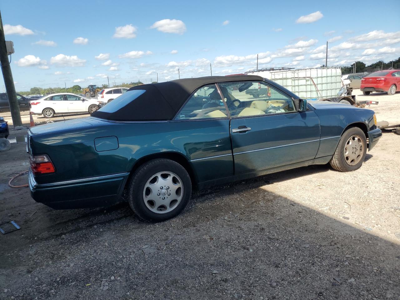 1995 Mercedes-benz E 320 Green vin: WDBEA66E7SC282307