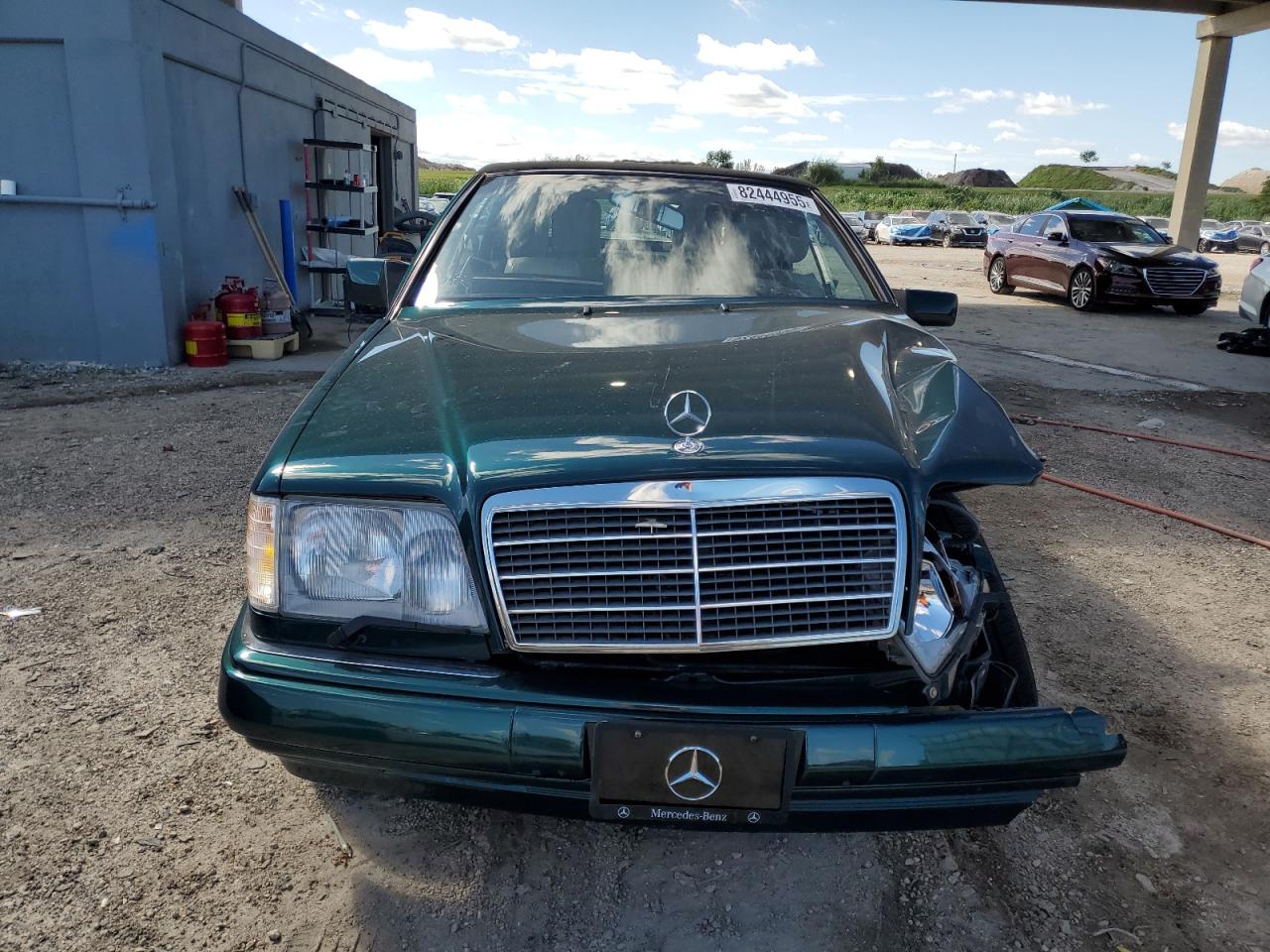 1995 Mercedes-benz E 320 Green vin: WDBEA66E7SC282307