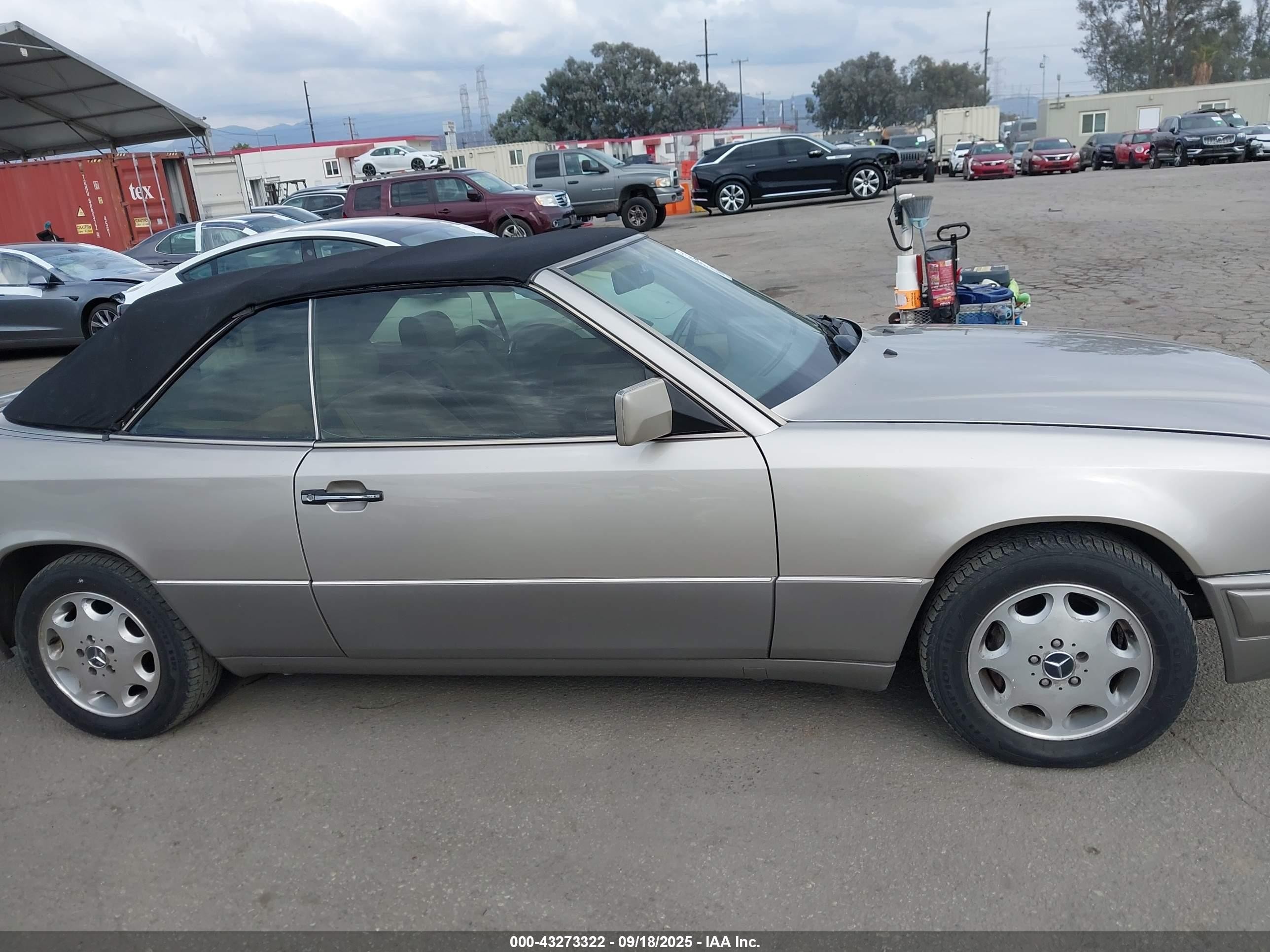 1994 Mercedes-benz E 320 Champagne vin: WDBEA66E8RC026364