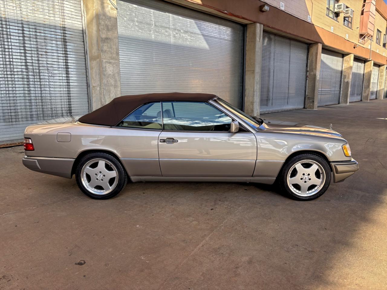 1995 Mercedes-benz E 320 Tan vin: WDBEA66E8SC283479
