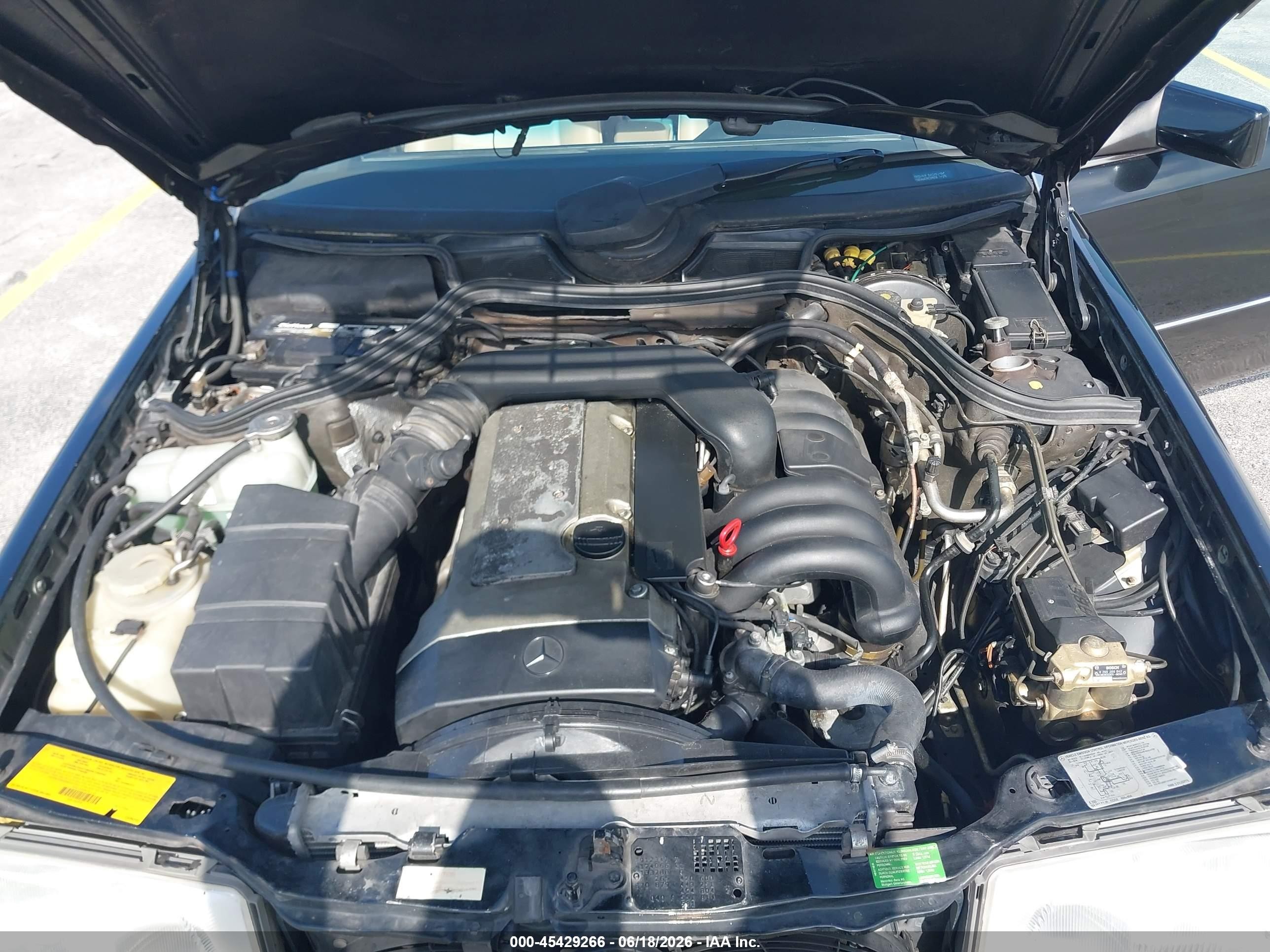 1994 Mercedes-benz E 320 Черный vin: WDBEA66E9RC098318