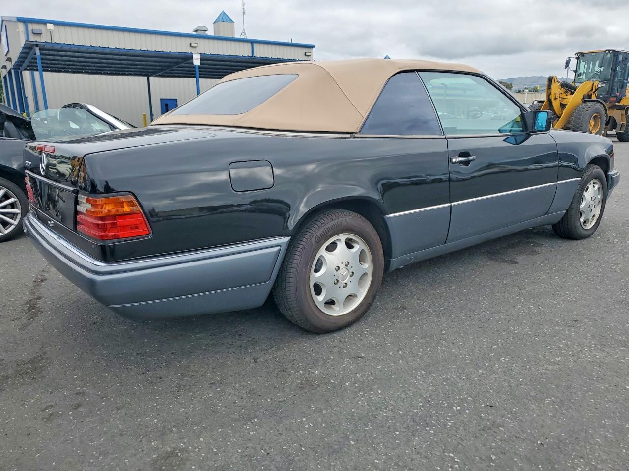 1995 Mercedes-benz E-class 320 Черный vin: WDBEA66EXSC276601