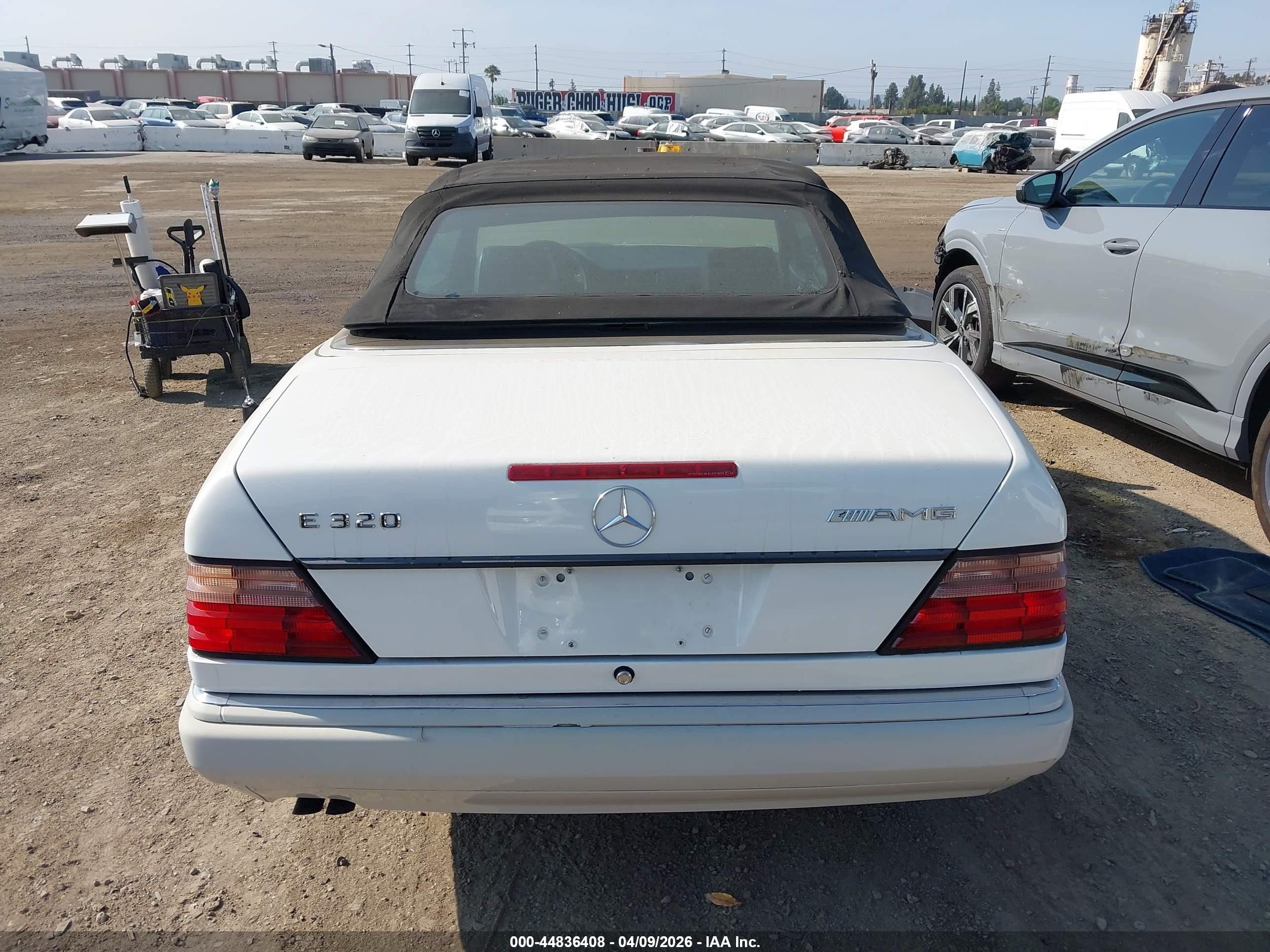 1995 Mercedes-benz E 320 Белый vin: WDBEA66EXSC281149