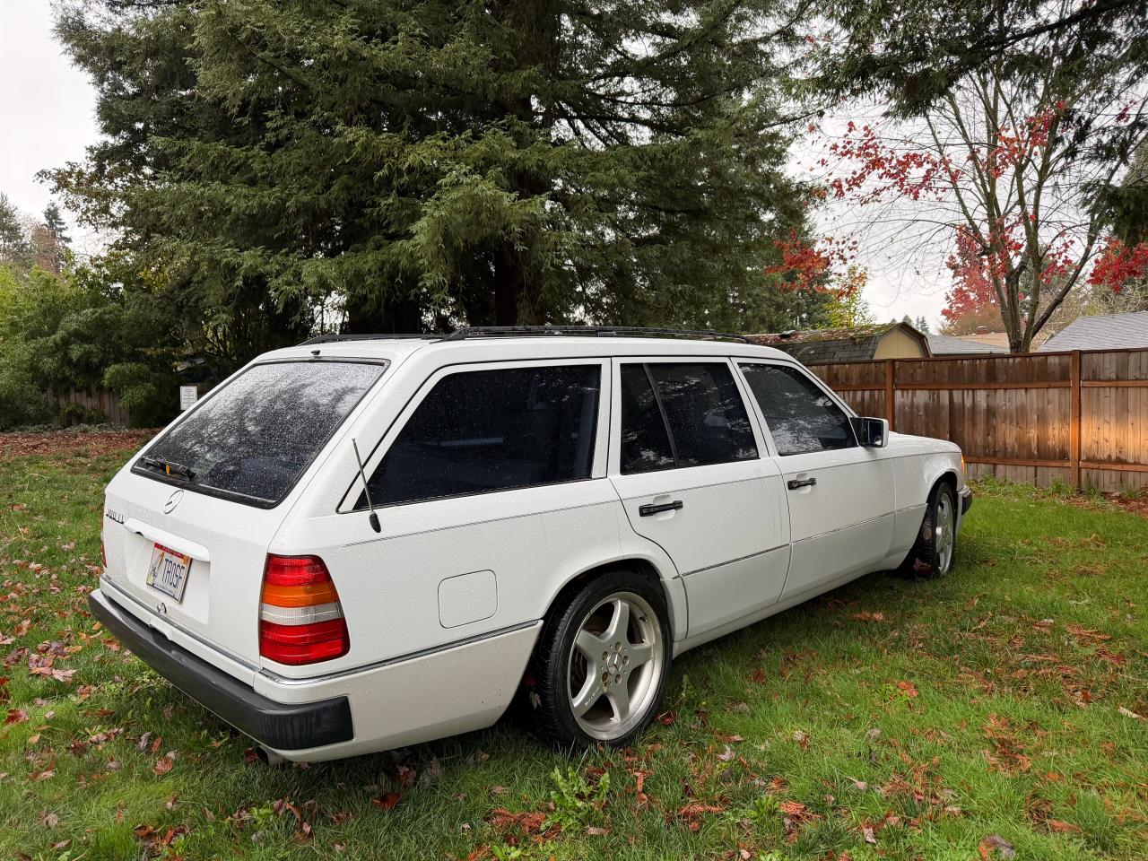 1991 Mercedes-benz 300 Te White vin: WDBEA90D0MF183265