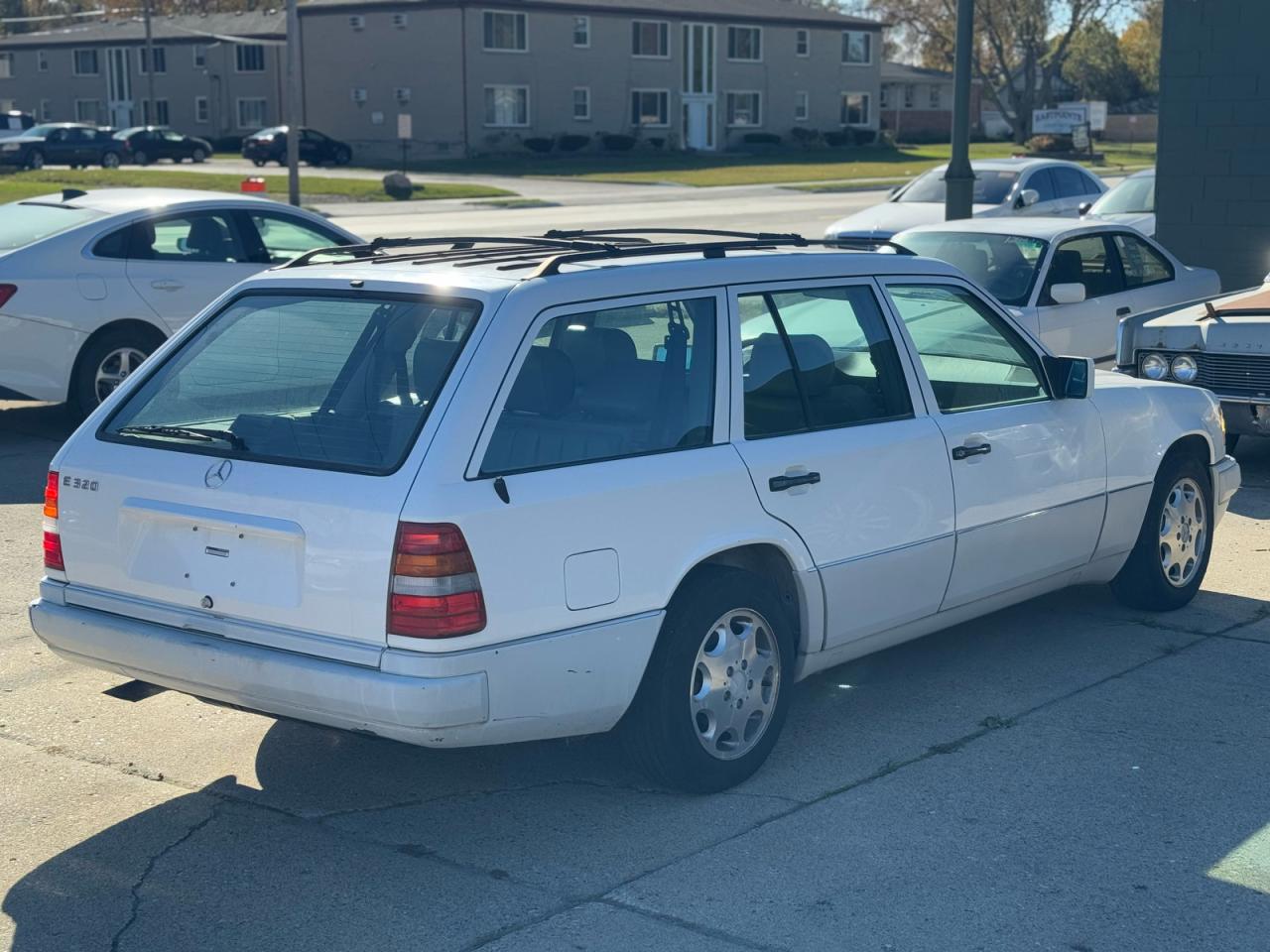 1995 Mercedes-benz E 320 Белый vin: WDBEA92E2SF296279