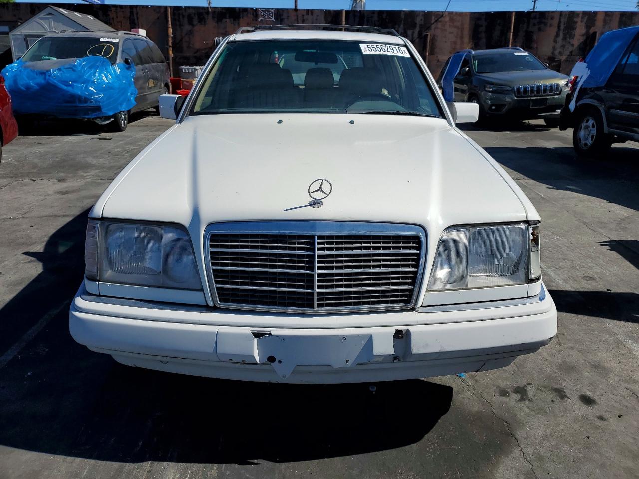 1995 Mercedes-benz E 320 Белый vin: WDBEA92E3SF304552