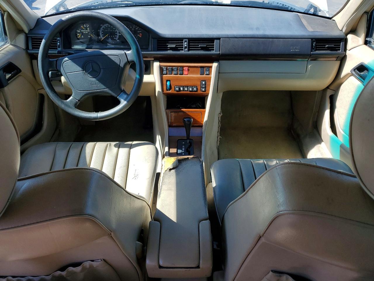 1995 Mercedes-benz E 320 Белый vin: WDBEA92E3SF304552