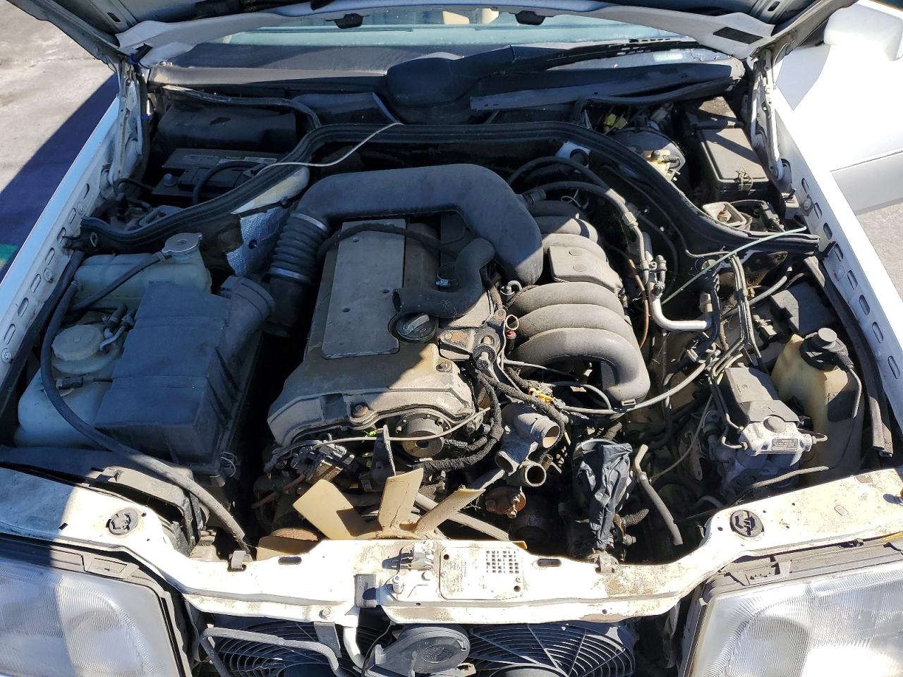 1995 Mercedes-benz E 320 Белый vin: WDBEA92E3SF304552
