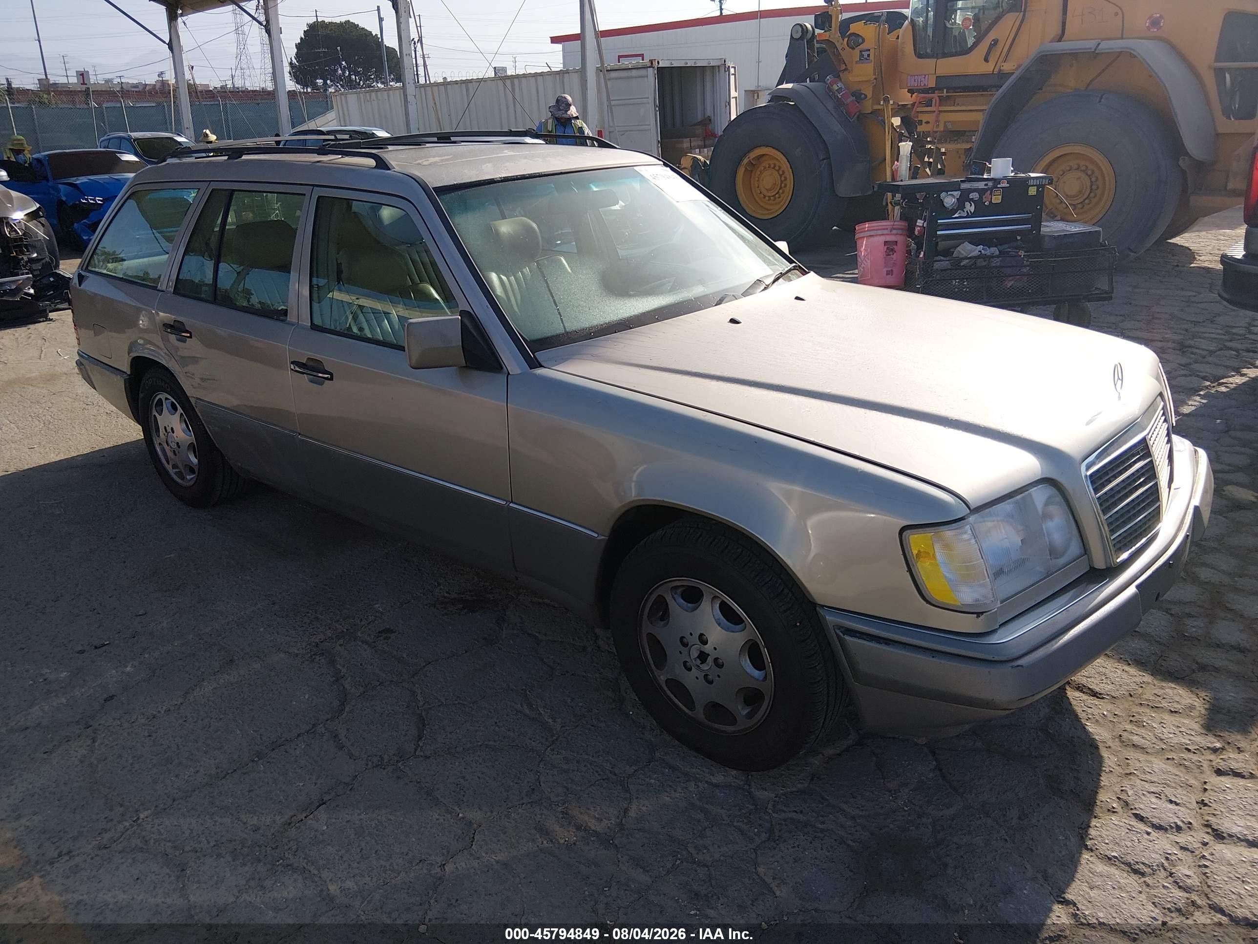 WDBEA92E6SF313875