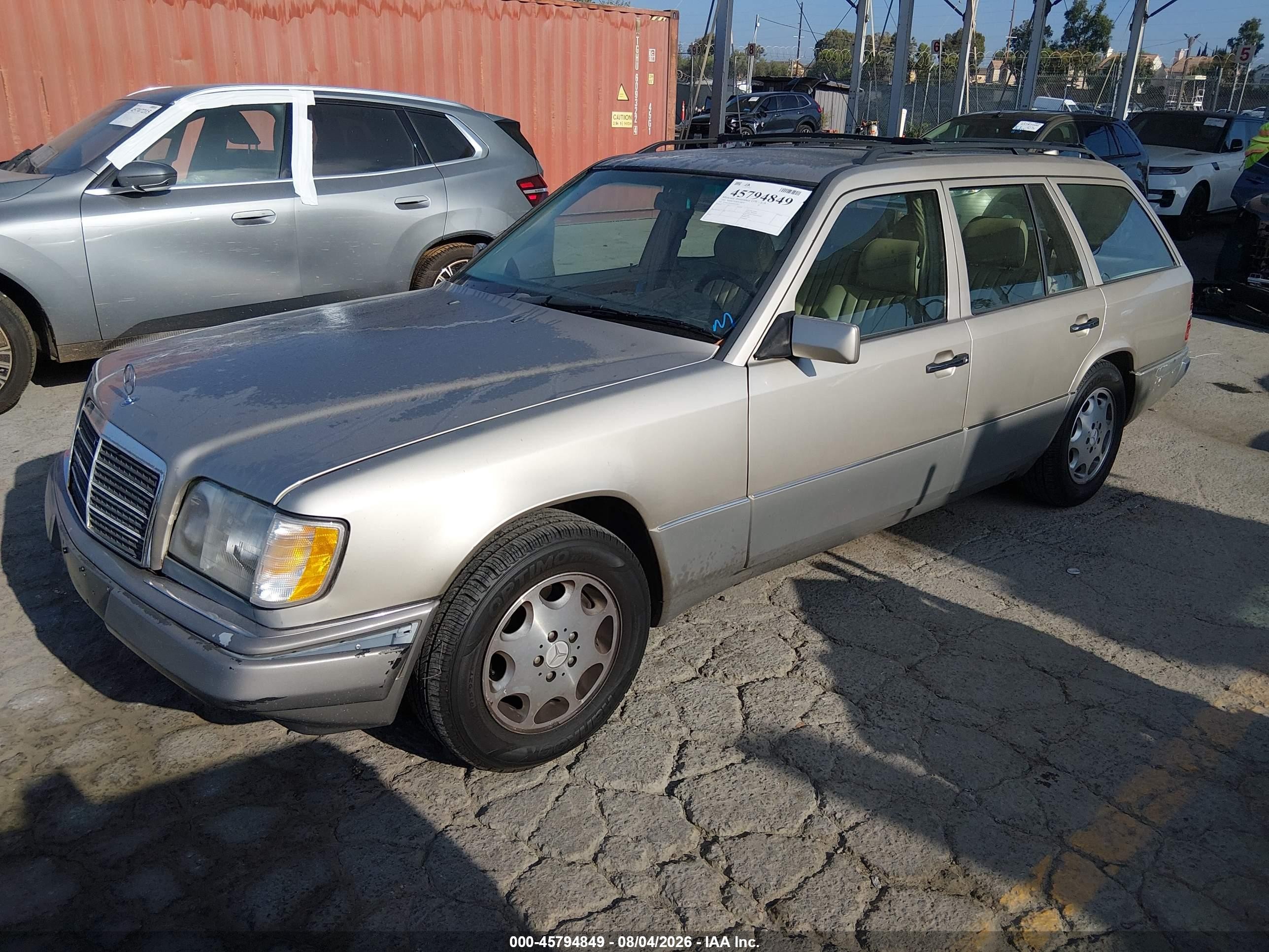 1995 Mercedes-benz E 320 Gold vin: WDBEA92E6SF313875