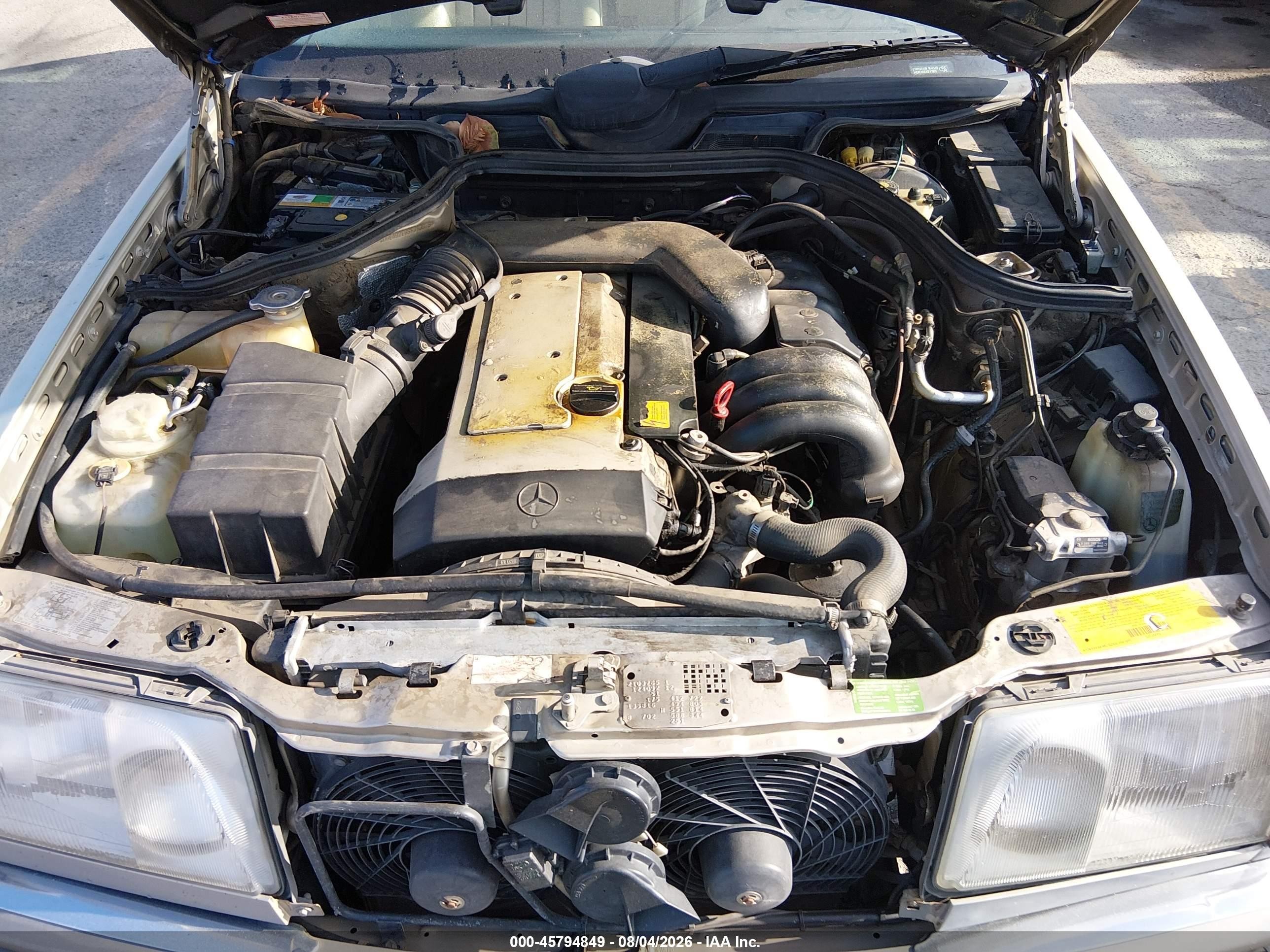 1995 Mercedes-benz E 320 Gold vin: WDBEA92E6SF313875