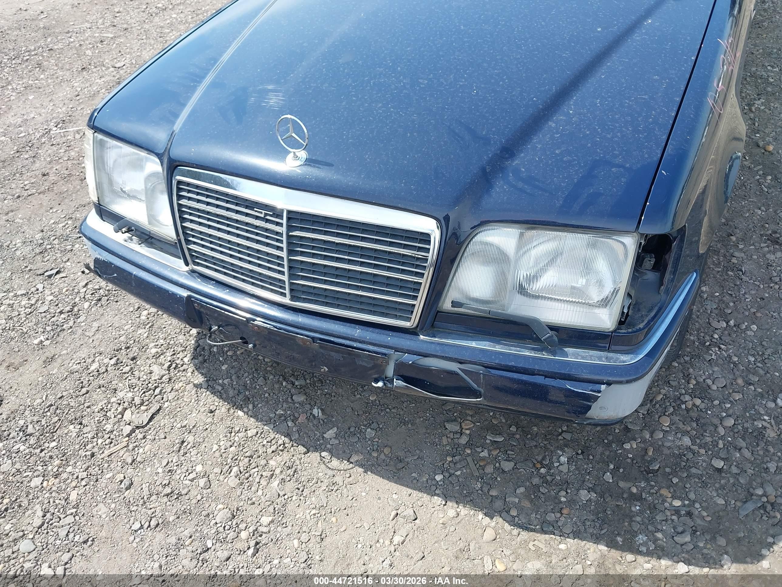 1994 Mercedes-benz E 320 Dark Blue vin: WDBEA92E9RF285659