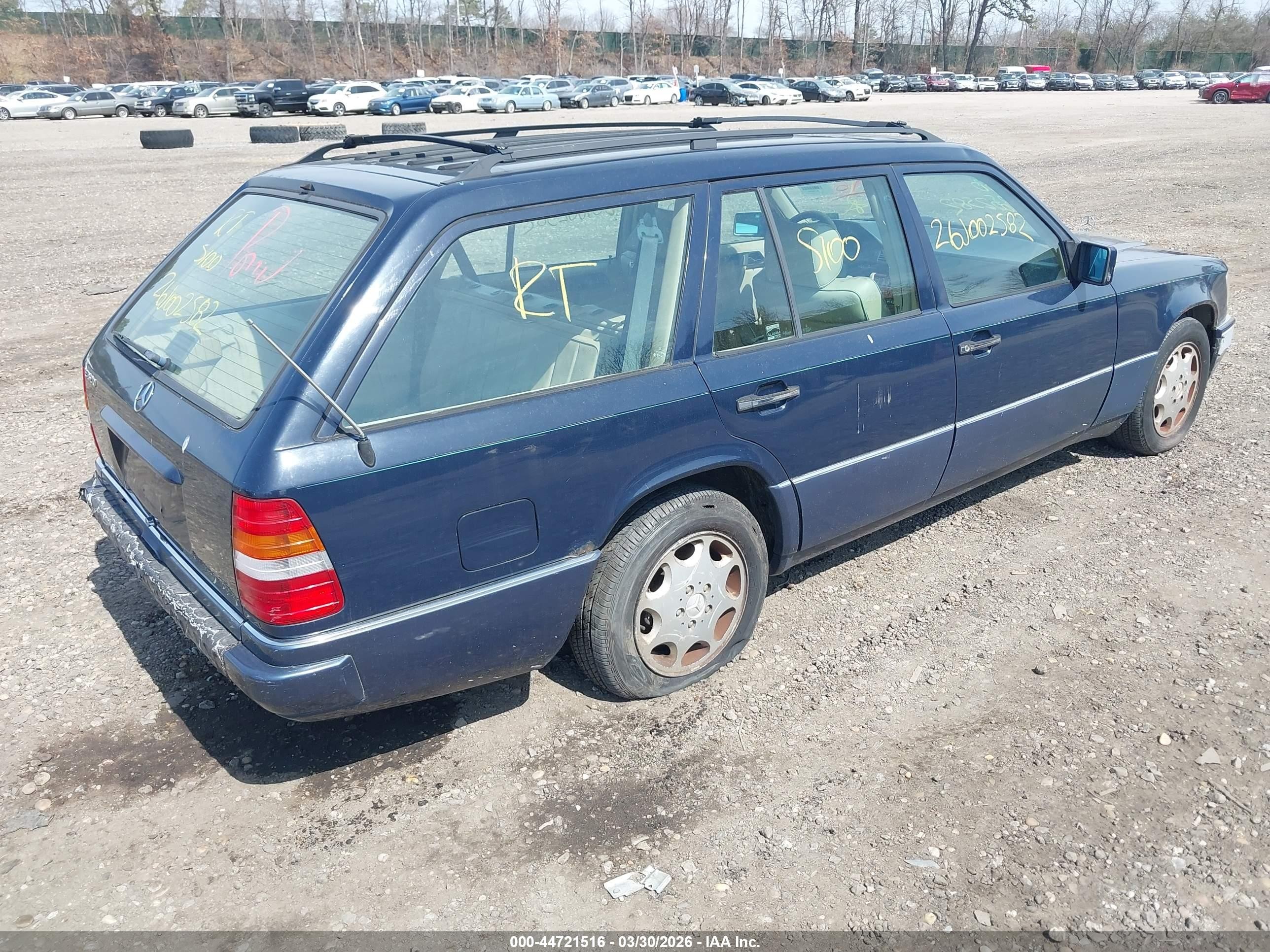 1994 Mercedes-benz E 320 Dark Blue vin: WDBEA92E9RF285659
