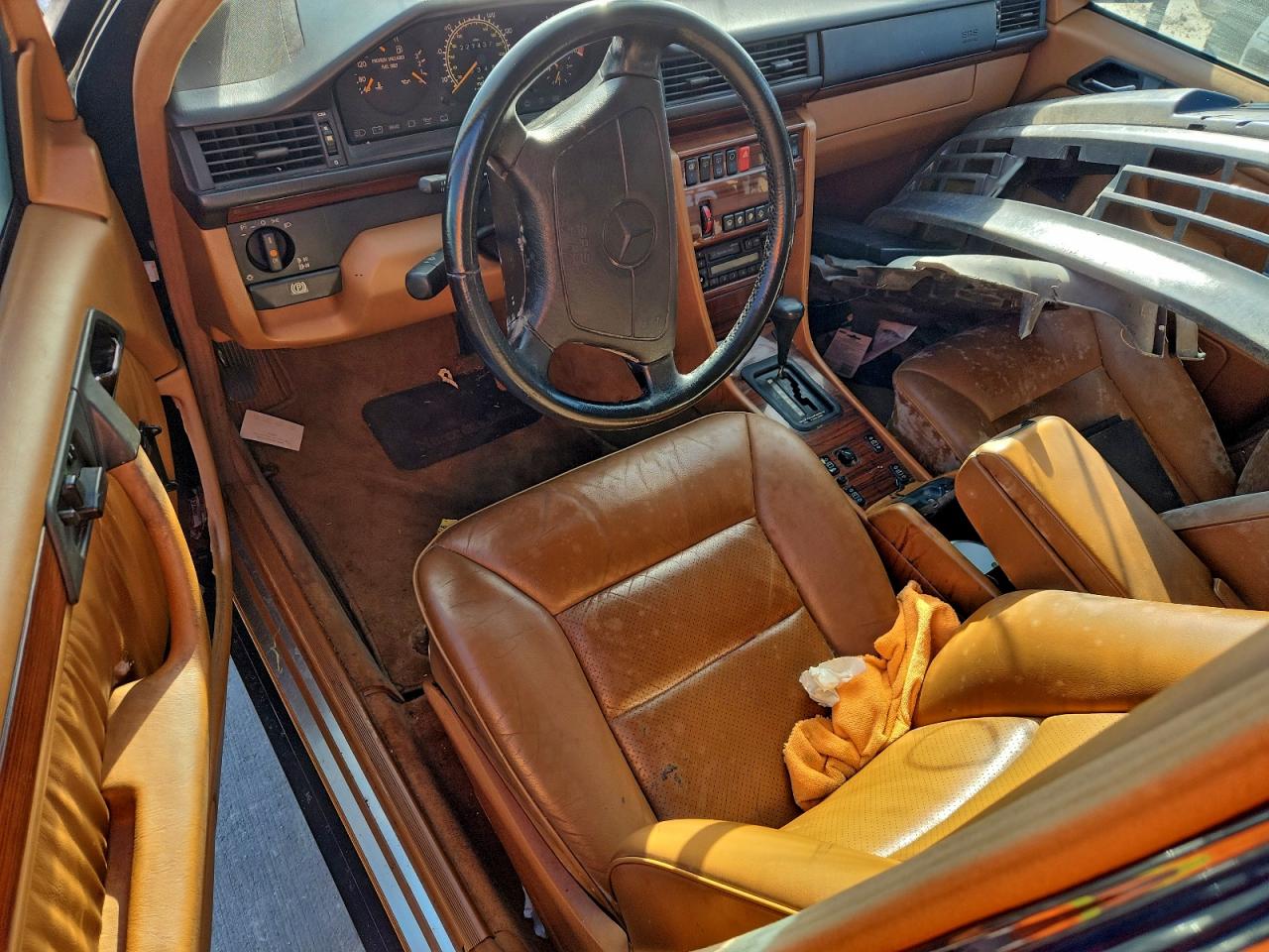 1994 Mercedes-benz E 320 Blue vin: WDBEA92E9RF291655