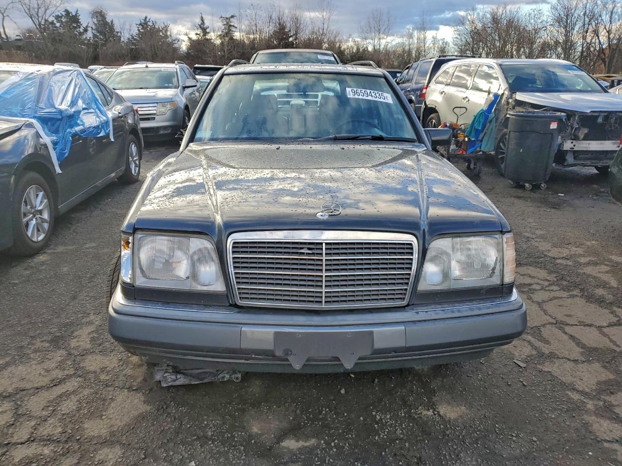 1995 Mercedes-benz E 320 Black vin: WDBEA92EXSF305990