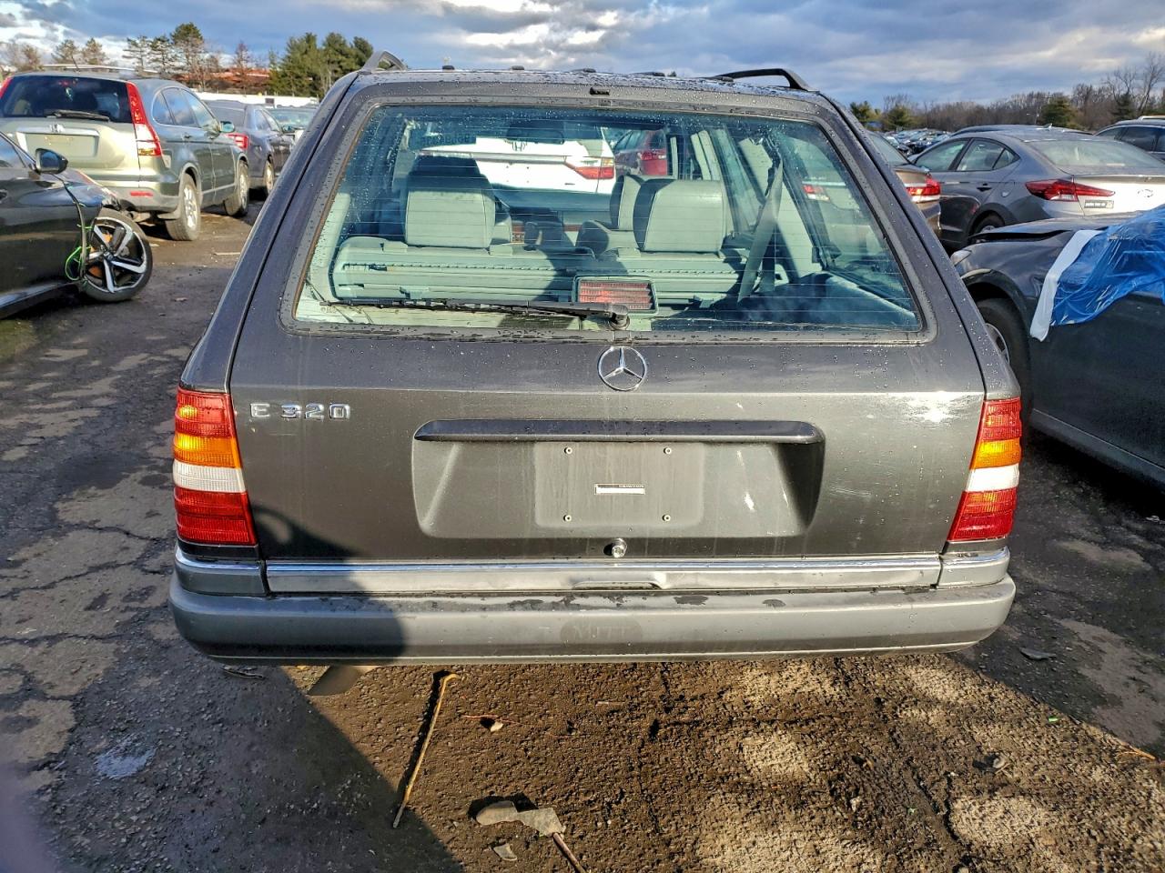 1995 Mercedes-benz E 320 Black vin: WDBEA92EXSF305990
