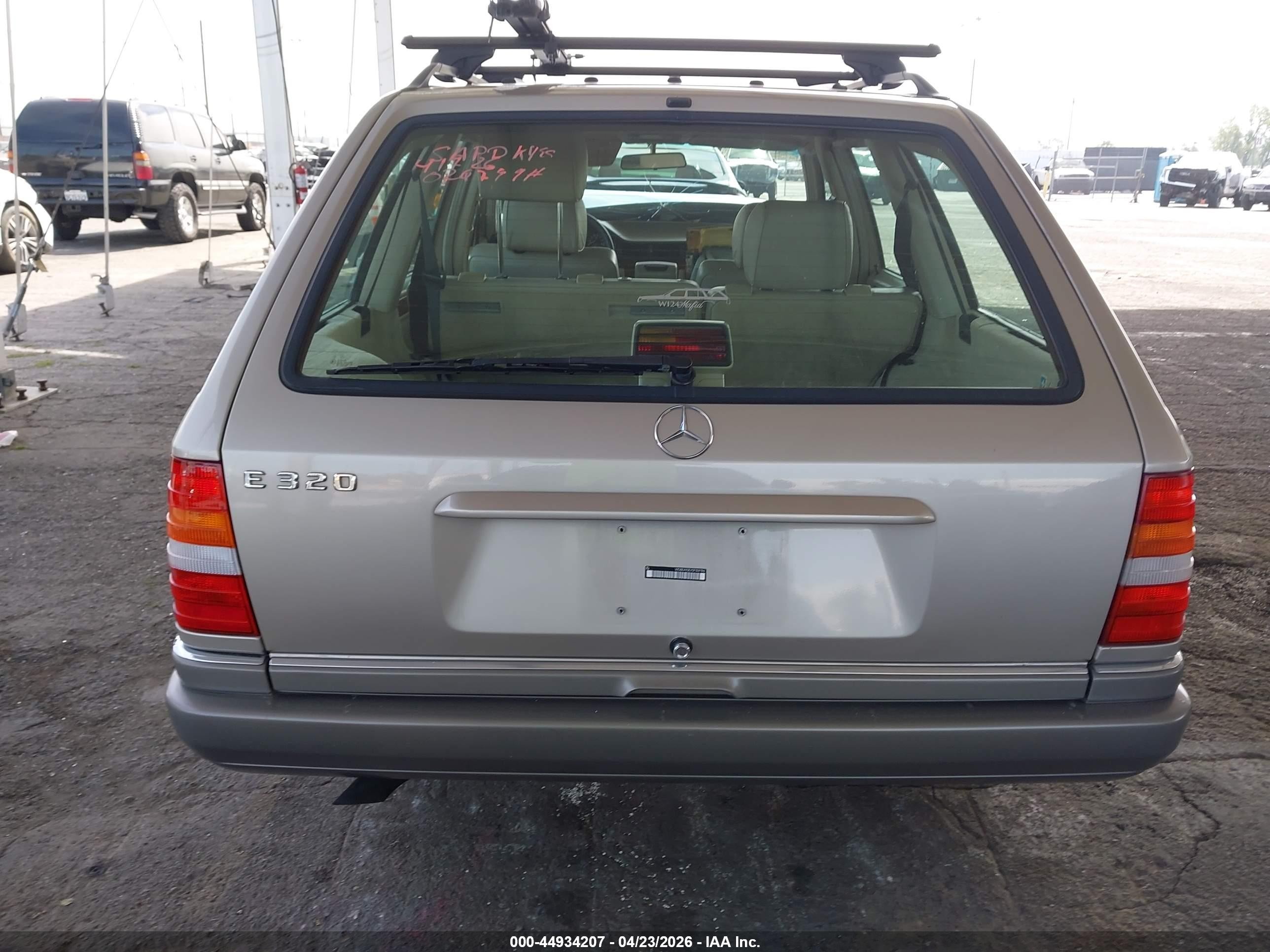 1995 Mercedes-benz E 320 Tan vin: WDBEA92EXSF309196