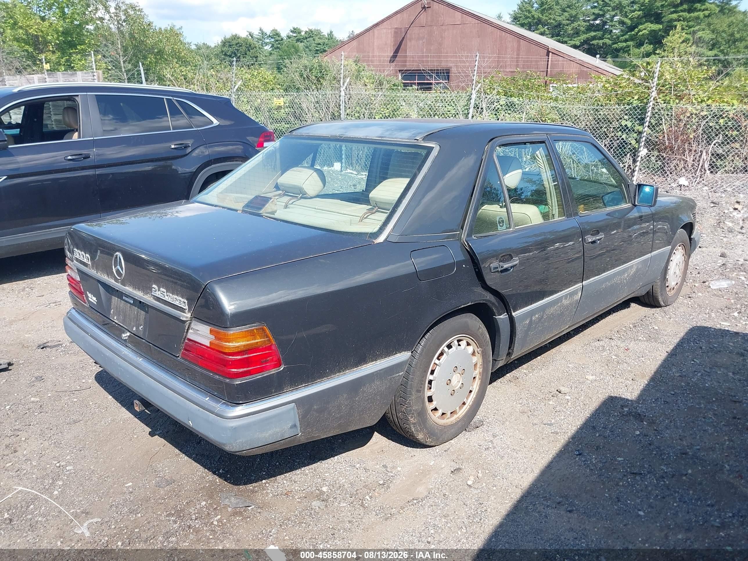 1992 Mercedes-benz 300 D Gray vin: WDBEB28D4NB621352