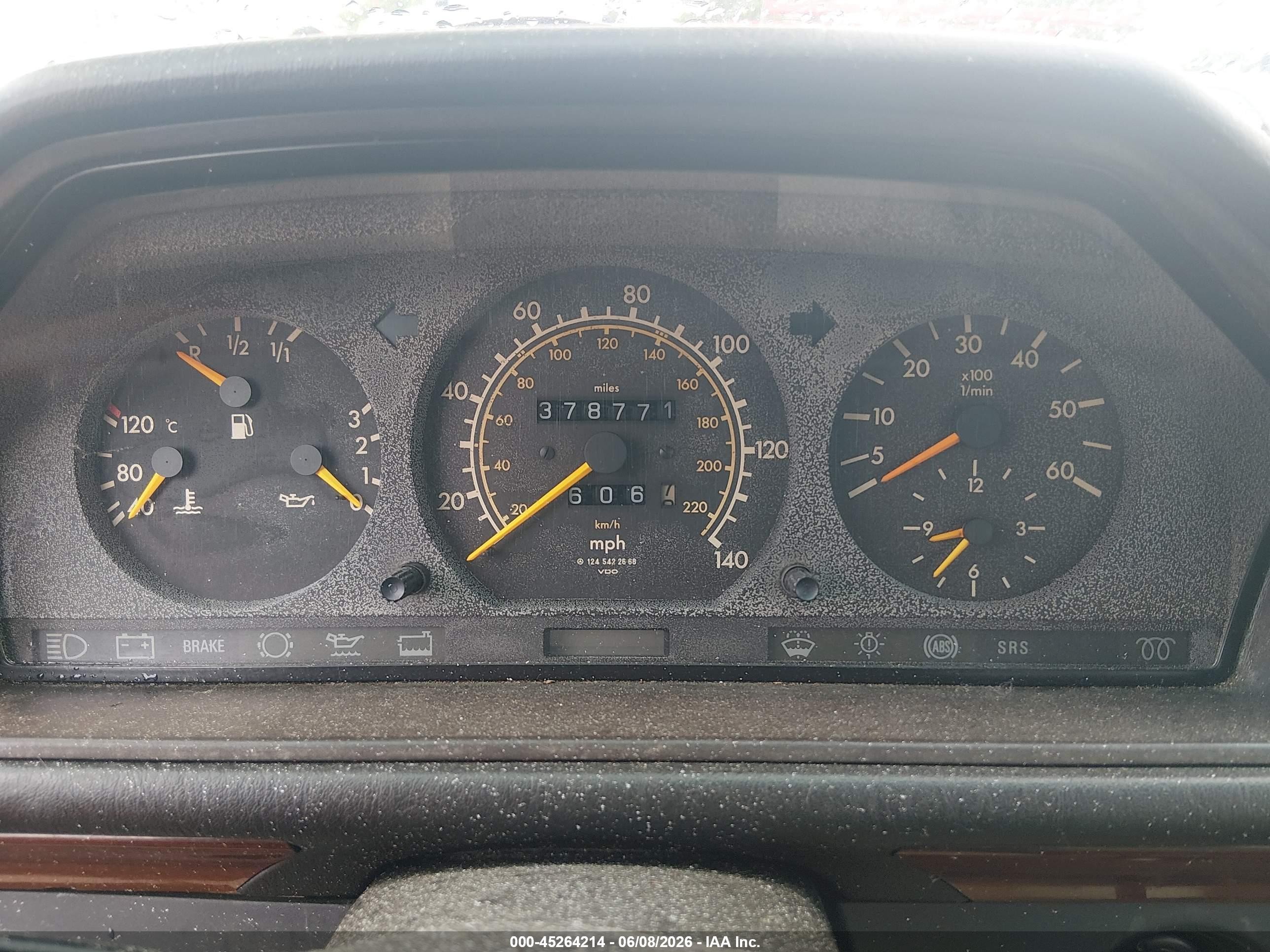 1991 Mercedes-benz 300 D Light Blue vin: WDBEB28D8MB378269