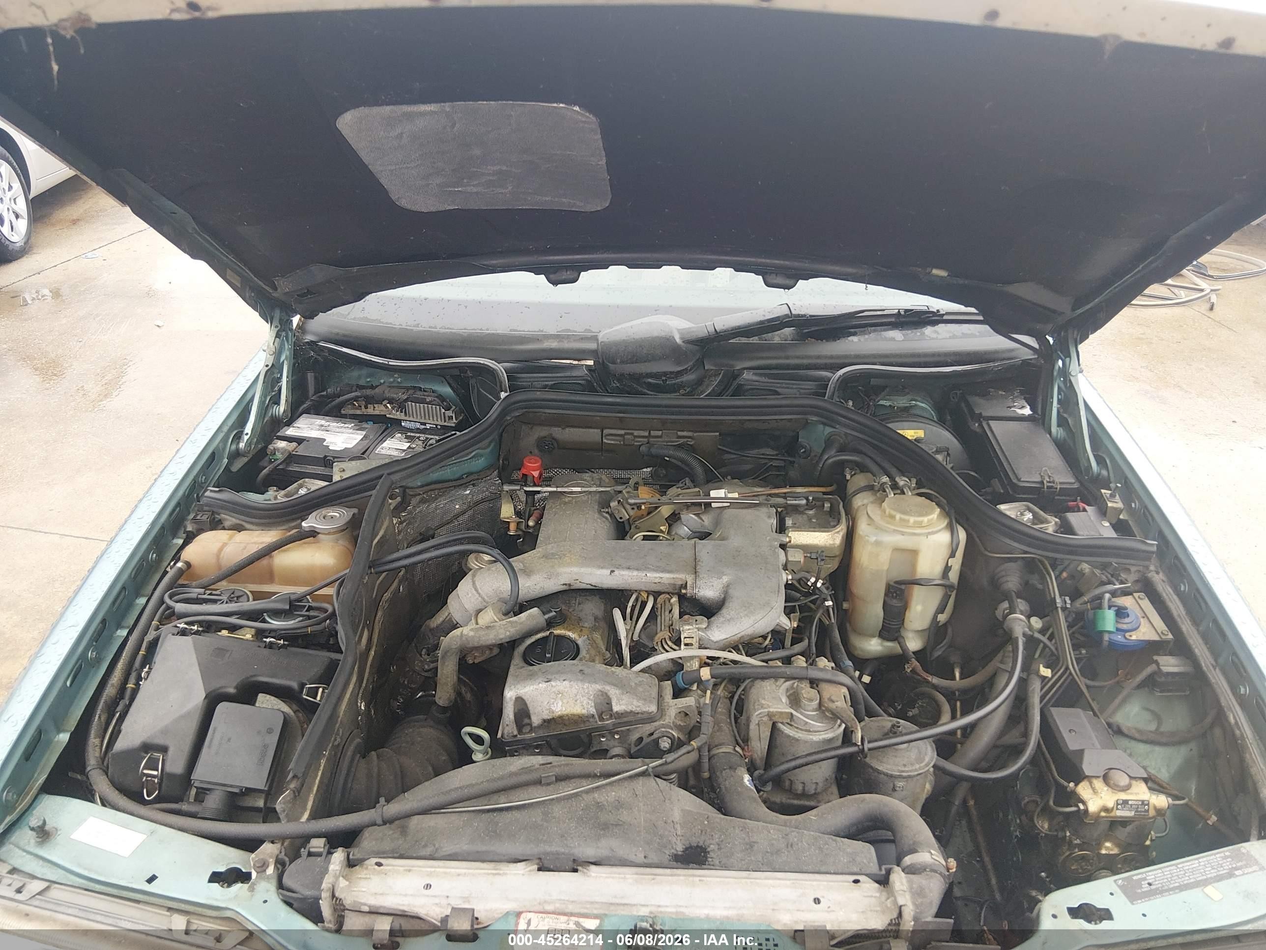 1991 Mercedes-benz 300 D Light Blue vin: WDBEB28D8MB378269