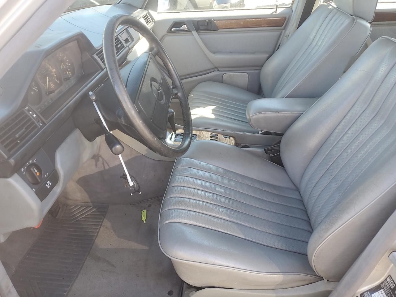 1990 Mercedes-benz 300 D Gray vin: WDBEB28DXLB279354