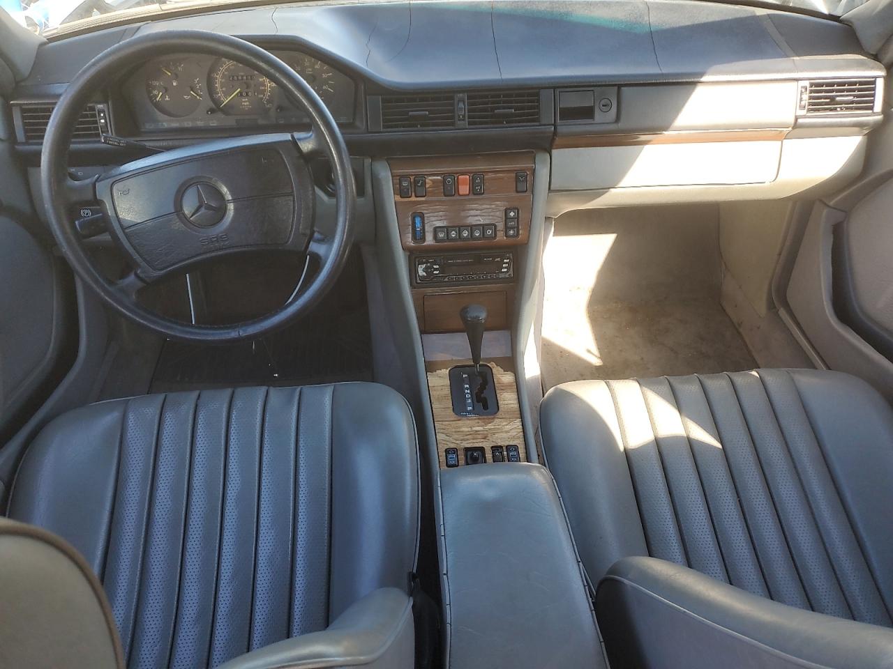 1990 Mercedes-benz 300 D Gray vin: WDBEB28DXLB279354