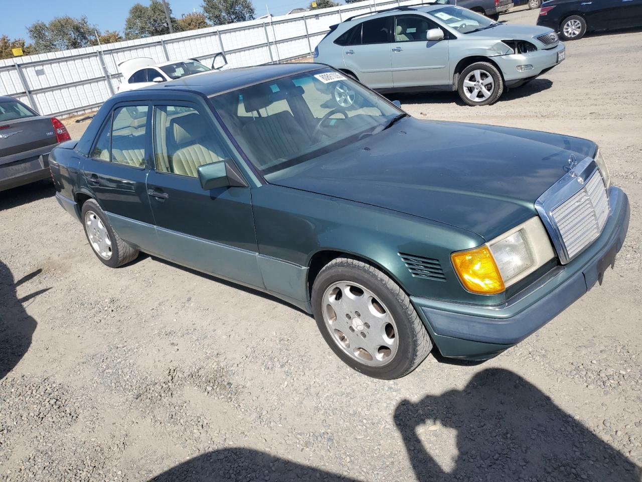 1992 Mercedes-benz 300 D Green vin: WDBEB28E4NB672987
