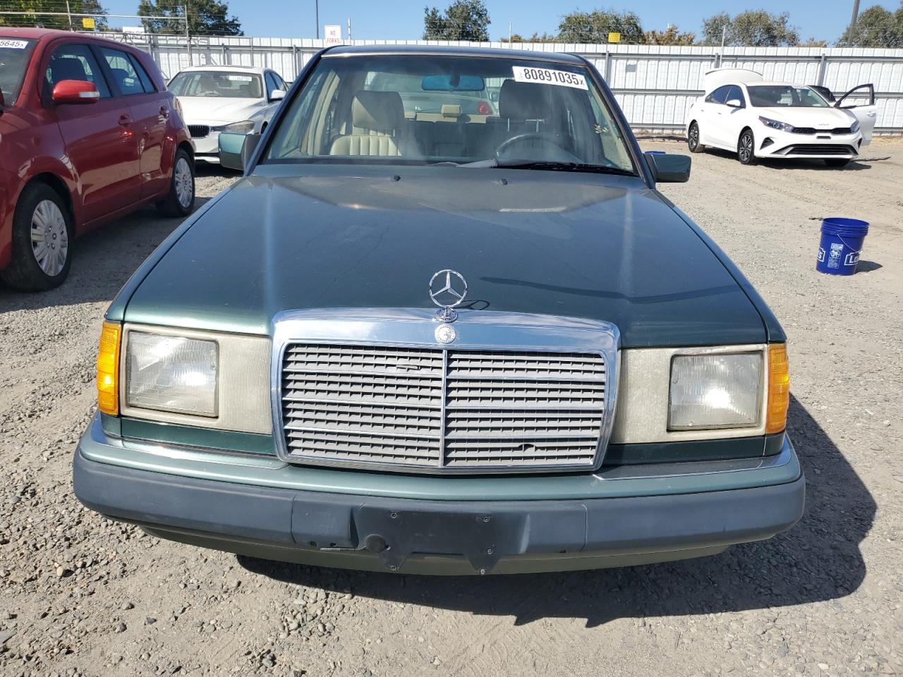 1992 Mercedes-benz 300 D Green vin: WDBEB28E4NB672987