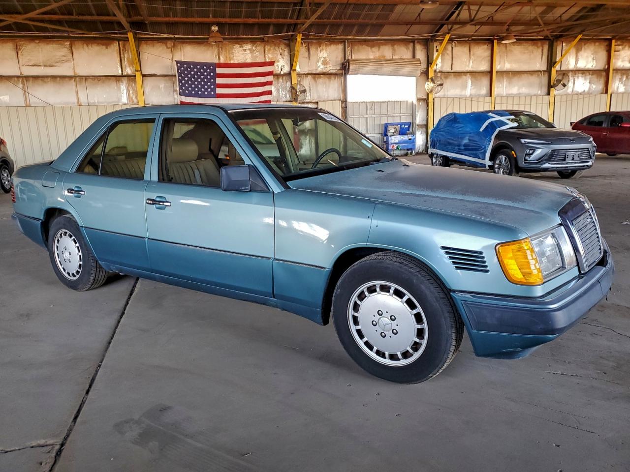 1992 Mercedes-benz 300 D Blue vin: WDBEB28E5NB615469