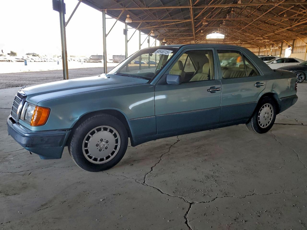 1992 Mercedes-benz 300 D Blue vin: WDBEB28E5NB615469