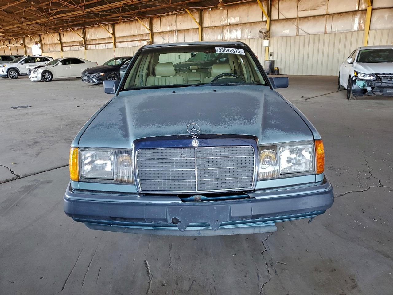 1992 Mercedes-benz 300 D Blue vin: WDBEB28E5NB615469