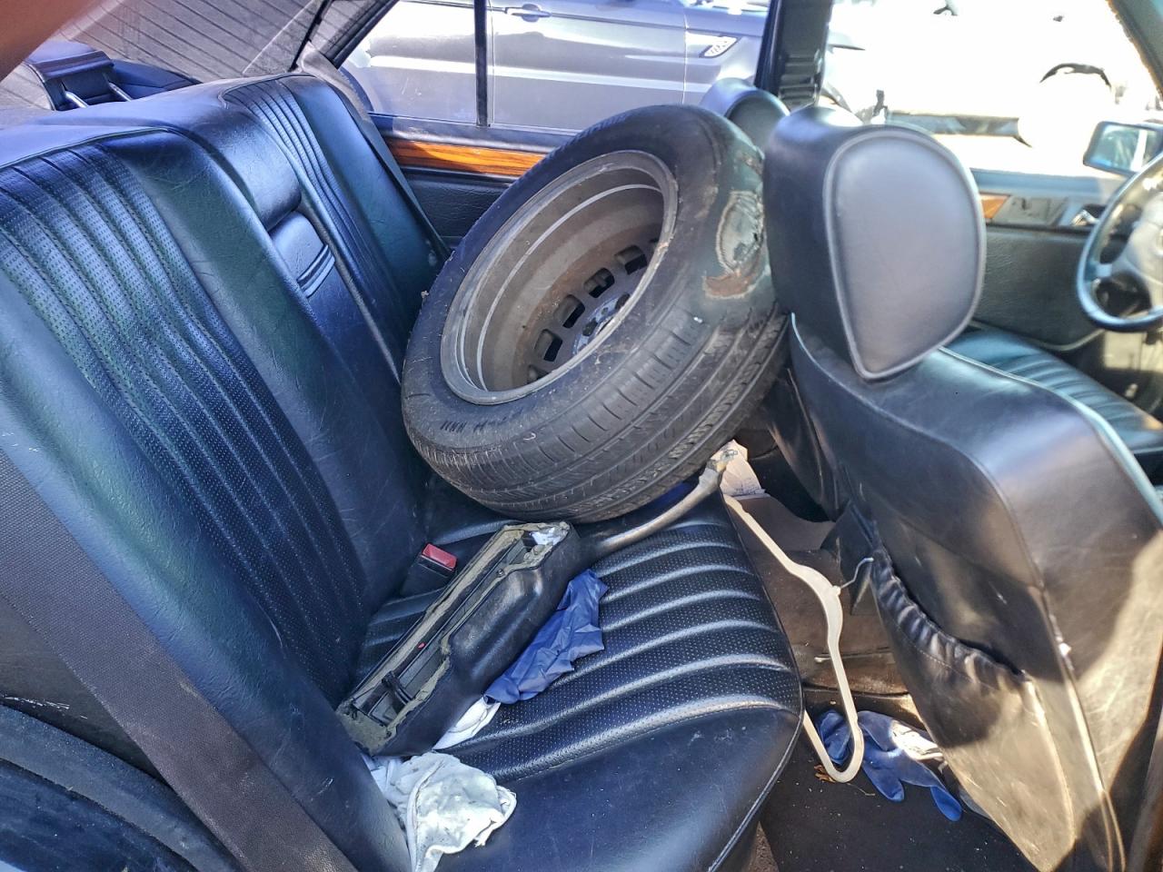 1993 Mercedes-benz 300 D Черный vin: WDBEB28EXPB891150