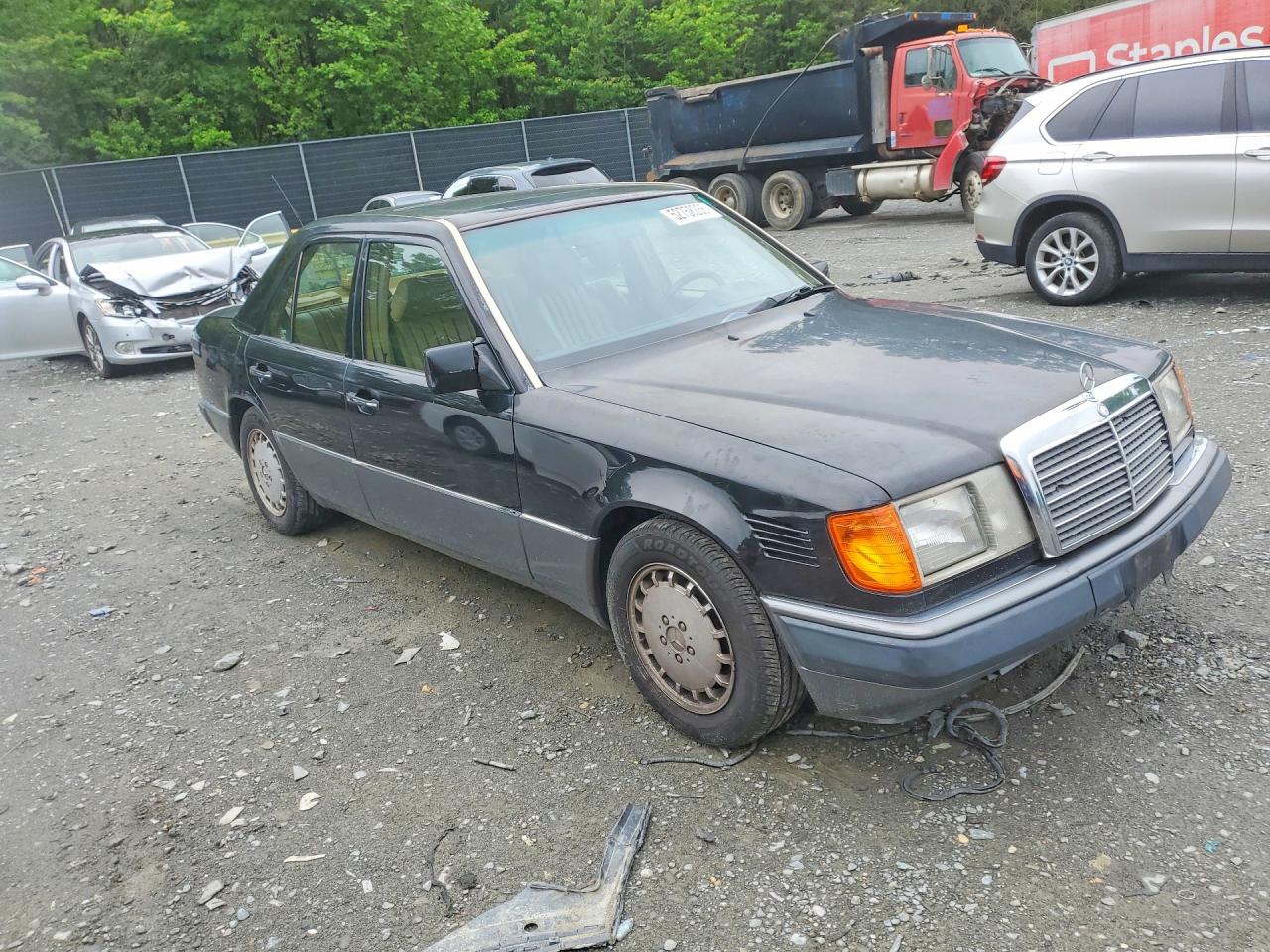 1993 Mercedes-benz 300 D Black vin: WDBEB28EXPC008349