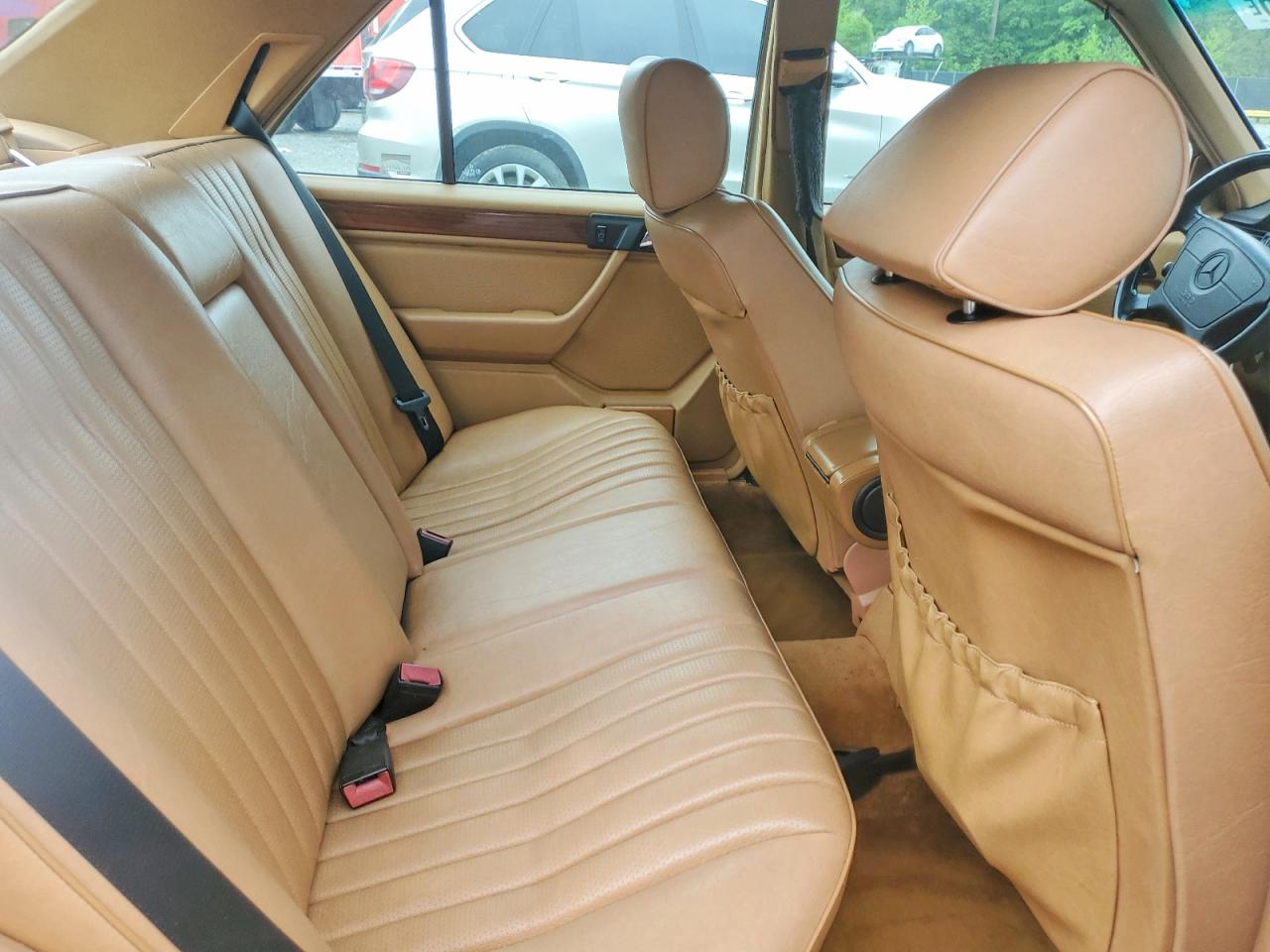 1993 Mercedes-benz 300 D Black vin: WDBEB28EXPC008349