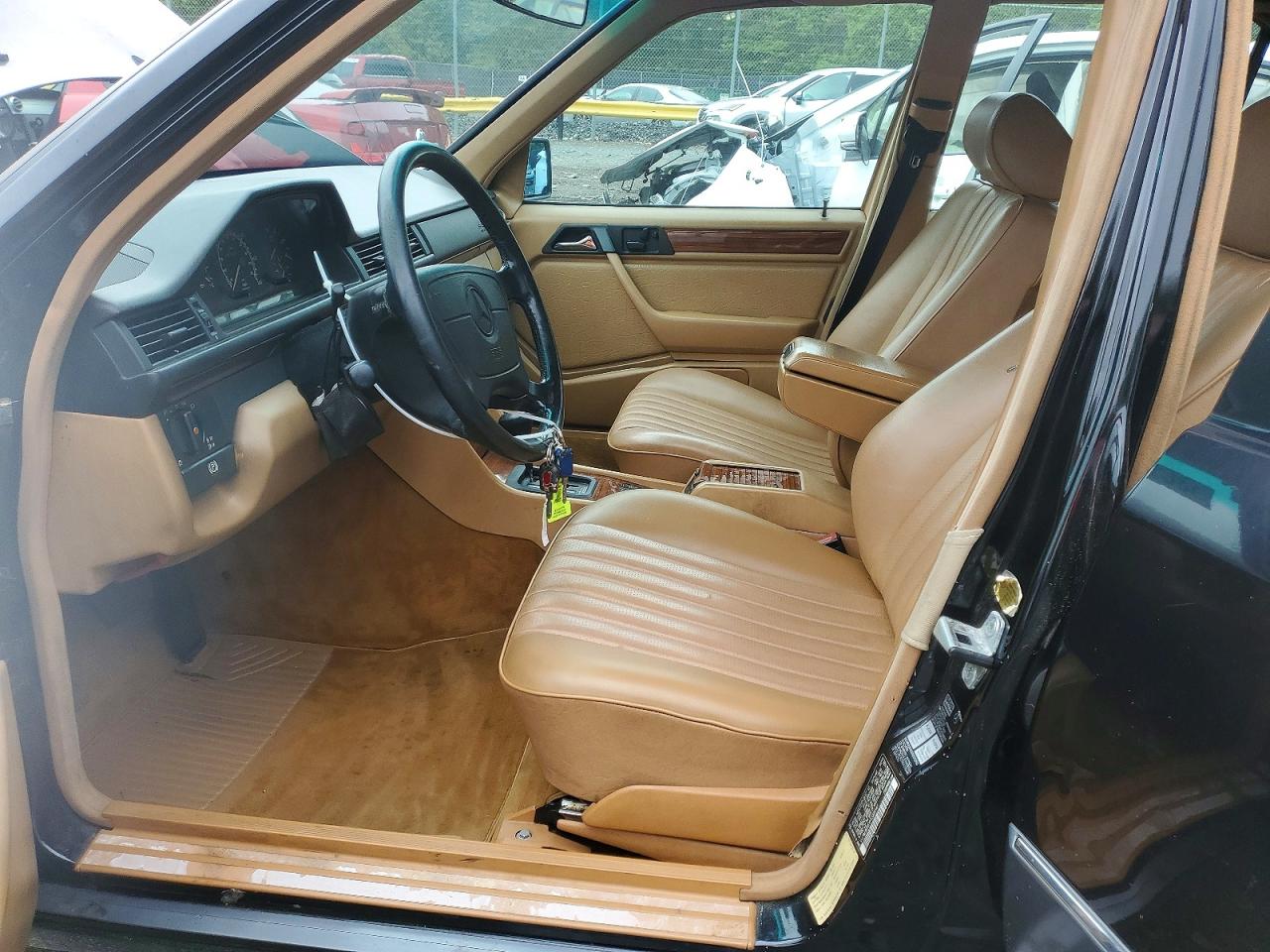 1993 Mercedes-benz 300 D Black vin: WDBEB28EXPC008349
