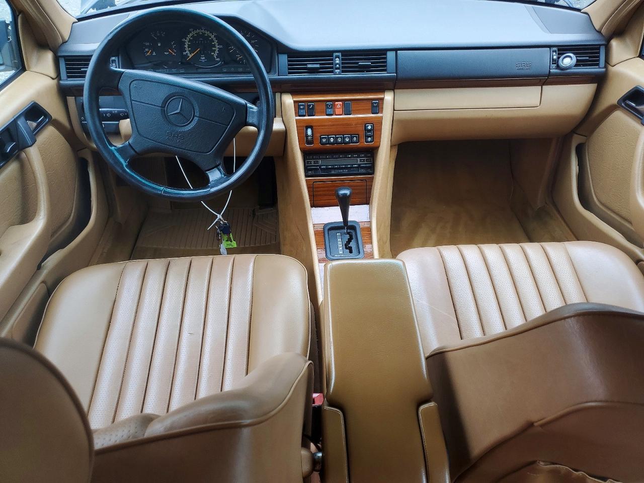 1993 Mercedes-benz 300 D Black vin: WDBEB28EXPC008349