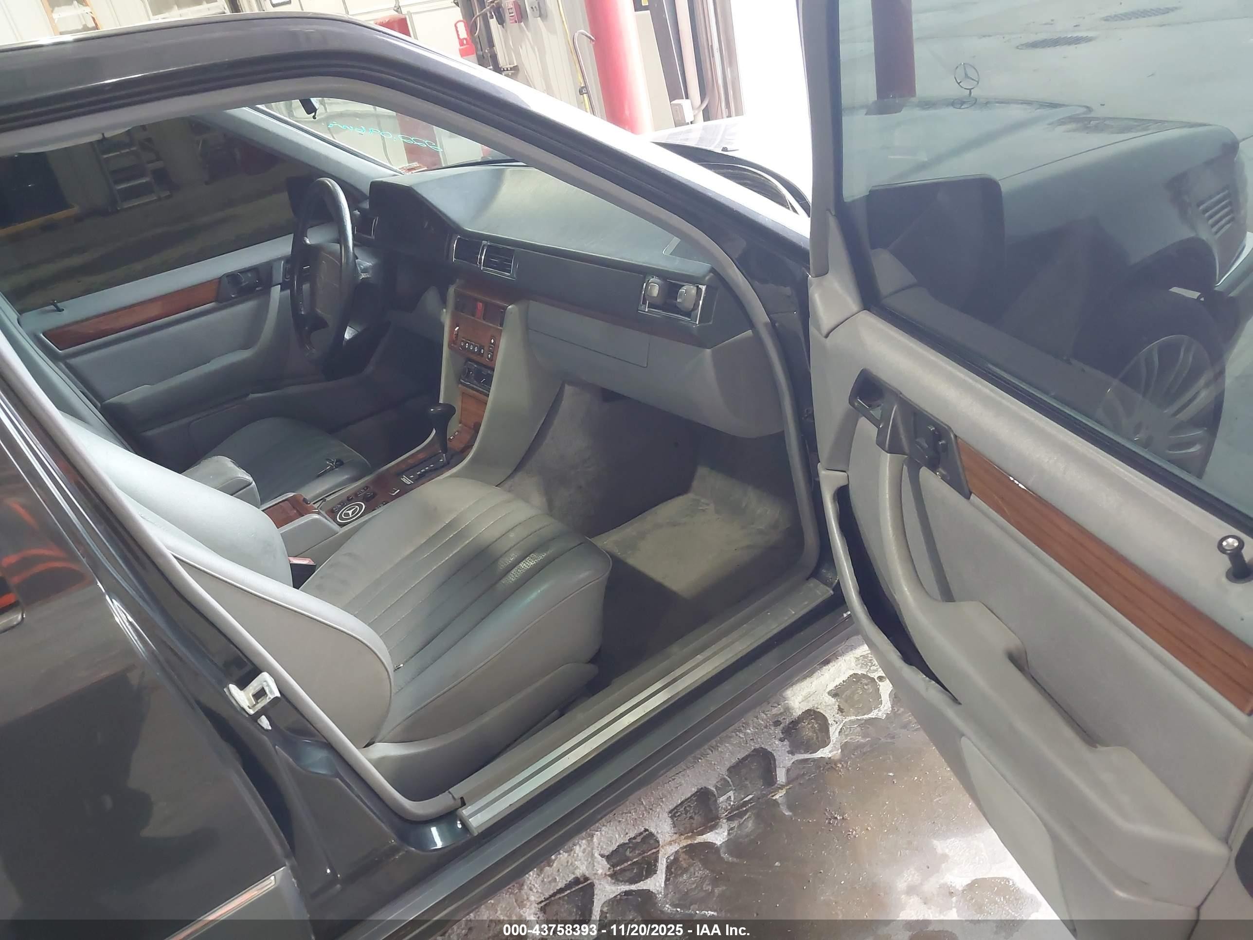 1995 Mercedes-benz E 300d/300d Special Gray vin: WDBEB31E2SC194719