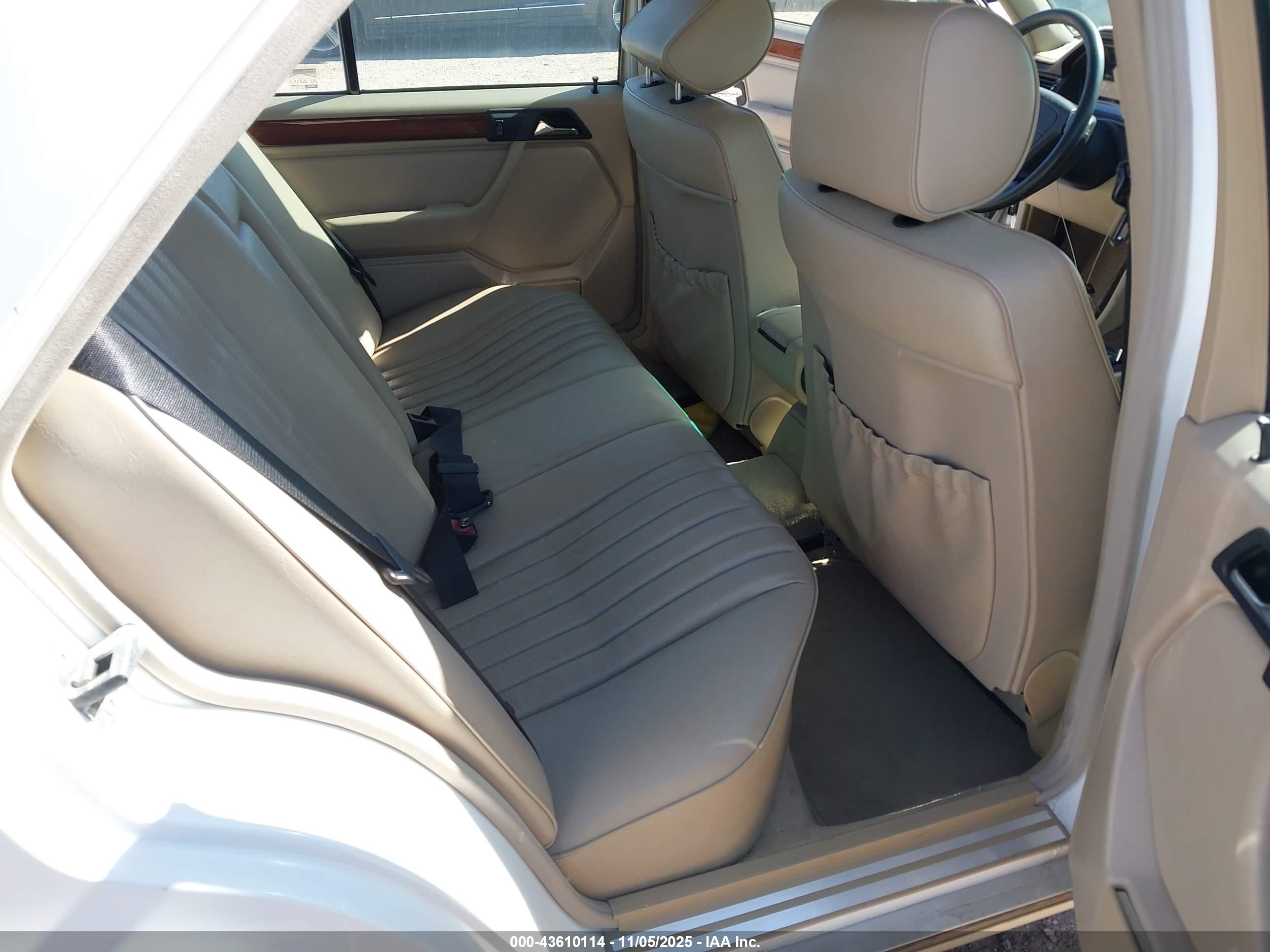 1995 Mercedes-benz E 300d/300d Special White vin: WDBEB31E2SC210160