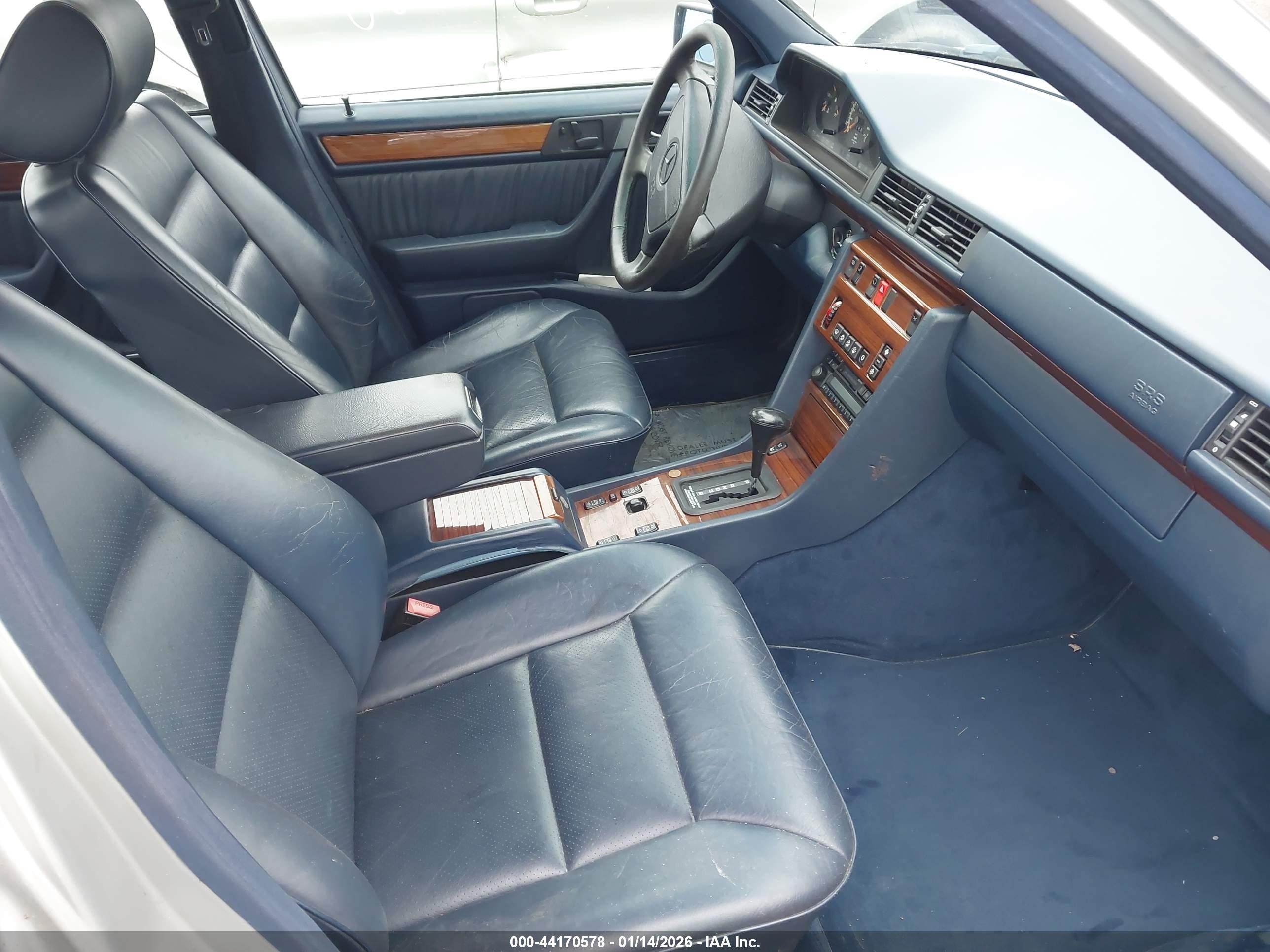 1995 Mercedes-benz E 300d/300d Special Silver vin: WDBEB31E3SC204898