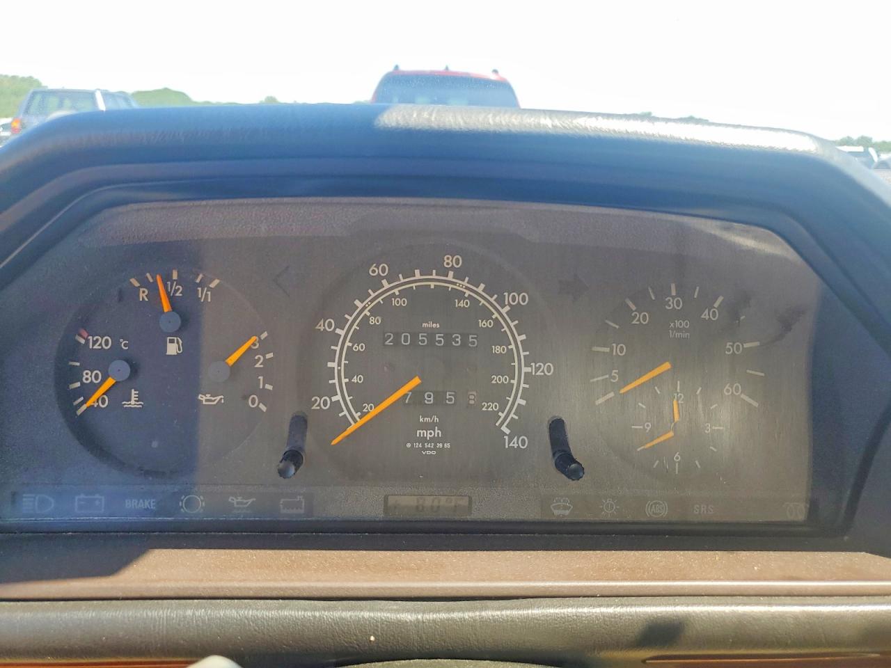 1995 Mercedes-benz E 300d Tan vin: WDBEB31E5SC115706