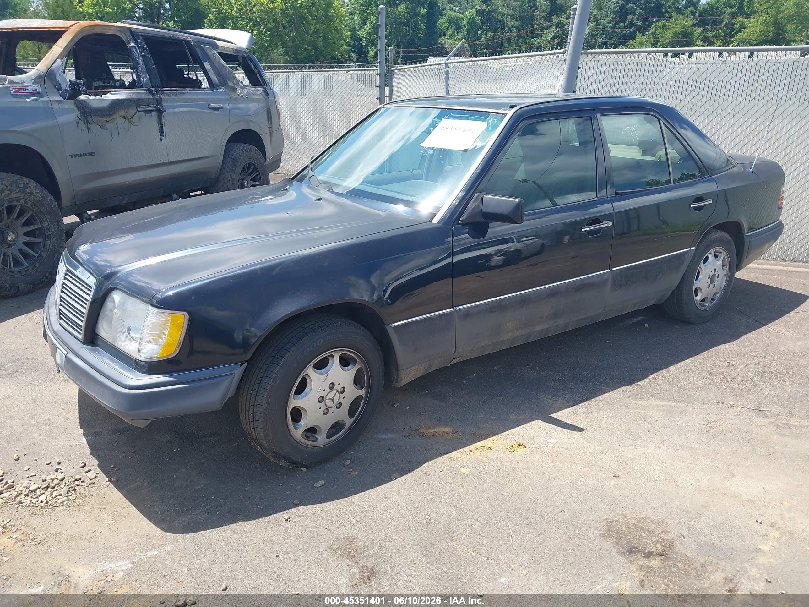 1995 Mercedes-benz E 300d/300d Special Black vin: WDBEB31E6SC127024