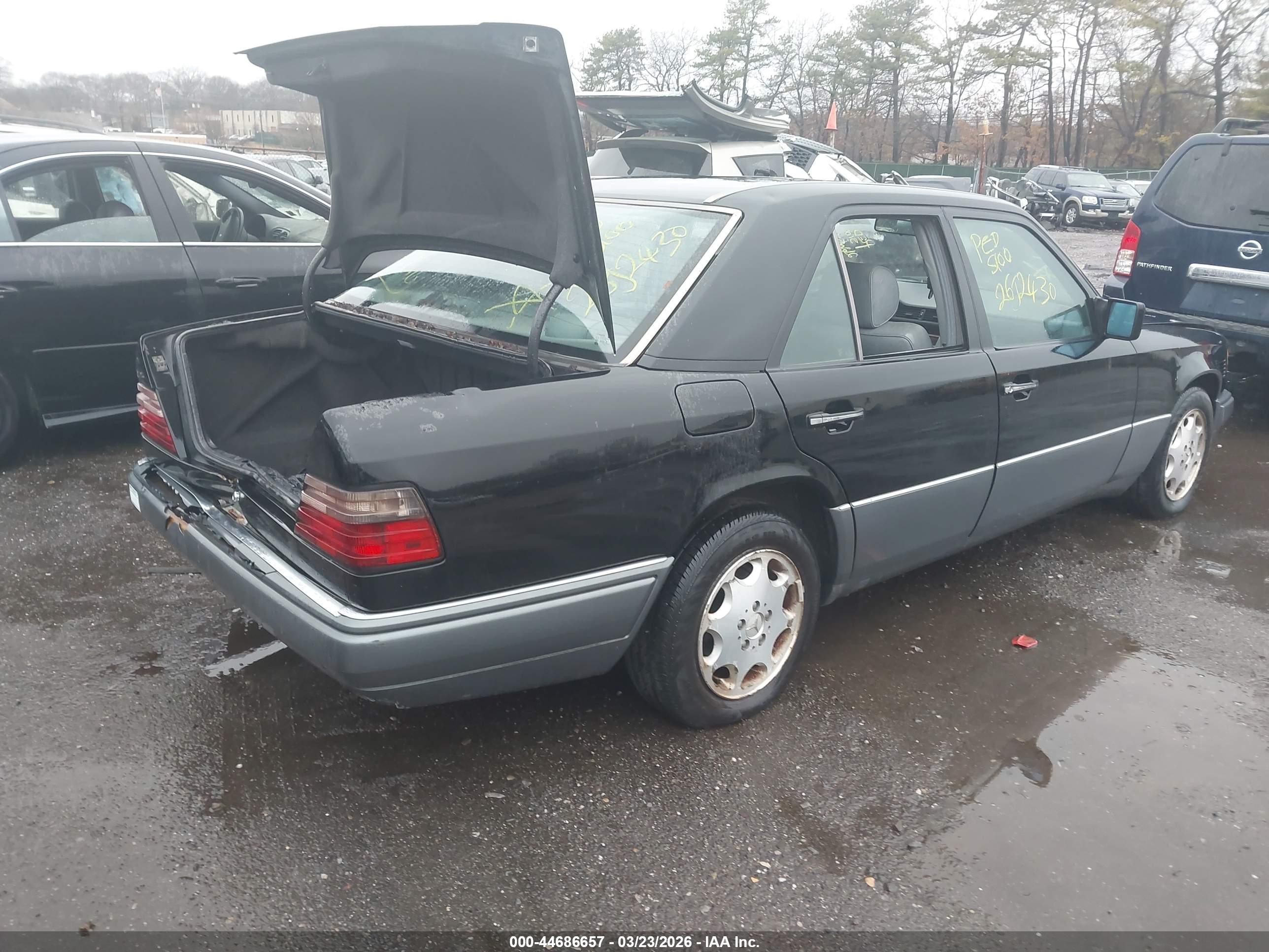 1995 Mercedes-benz E 300d/300d Special Black vin: WDBEB31E7SC171260