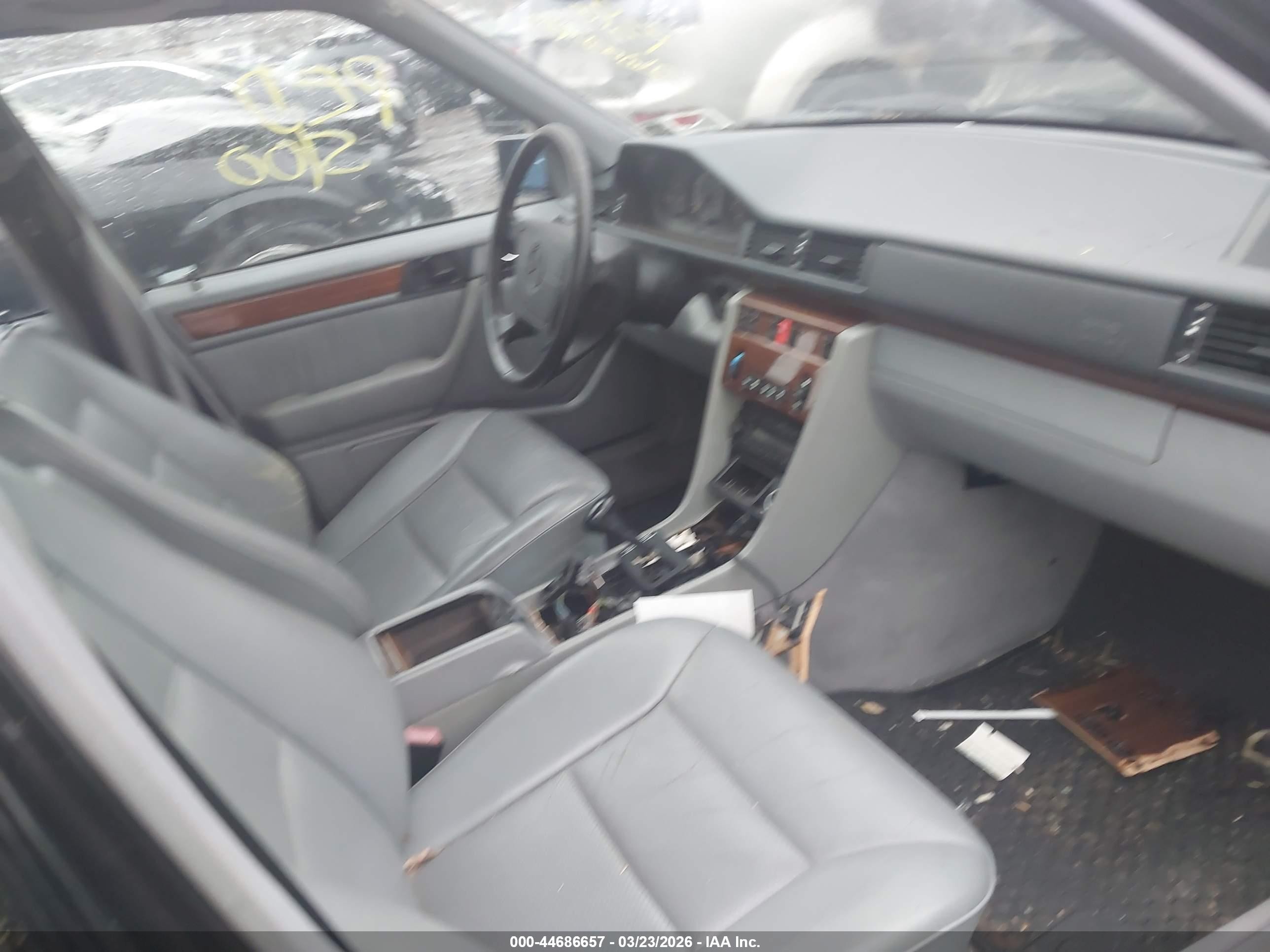 1995 Mercedes-benz E 300d/300d Special Black vin: WDBEB31E7SC171260