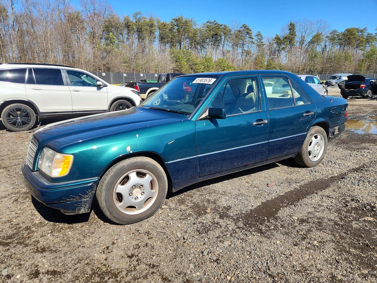 1995 Mercedes-benz E 300d Green vin: WDBEB31E7SC232820