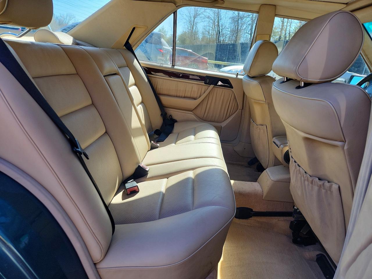 1995 Mercedes-benz E 300d Green vin: WDBEB31E7SC232820