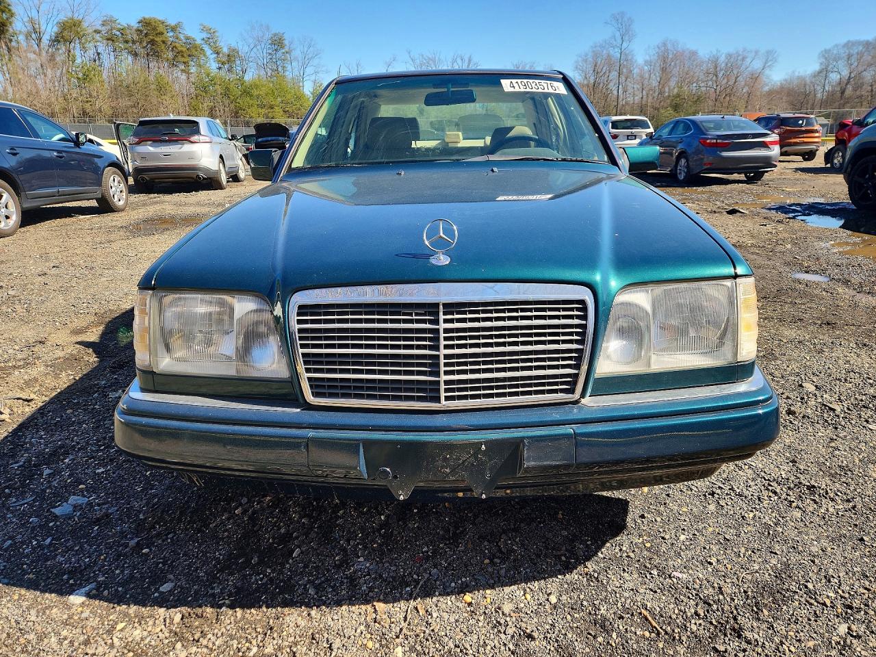 1995 Mercedes-benz E 300d Green vin: WDBEB31E7SC232820