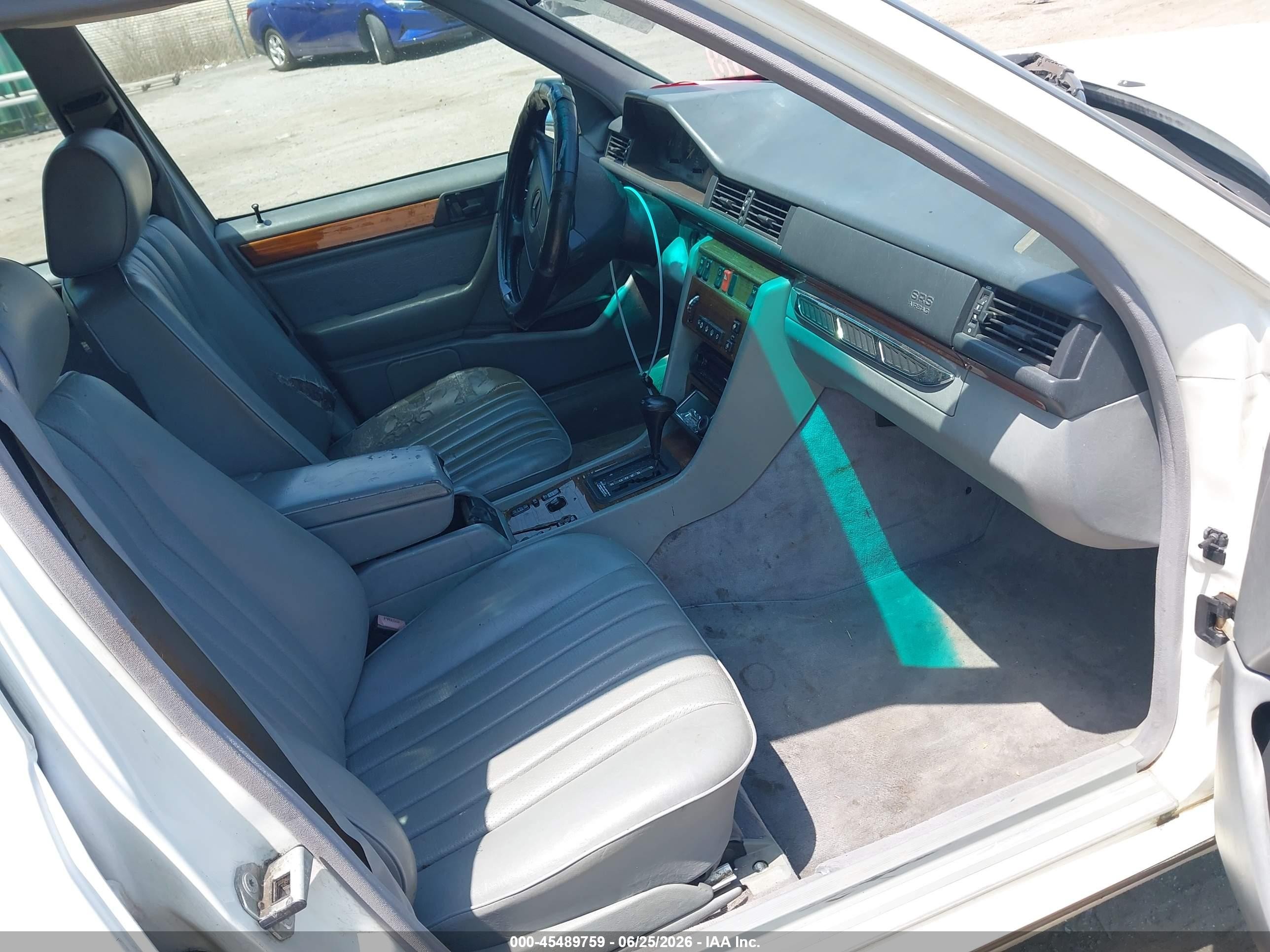 1995 Mercedes-benz E 300d/300d Special White vin: WDBEB31E9SC060533