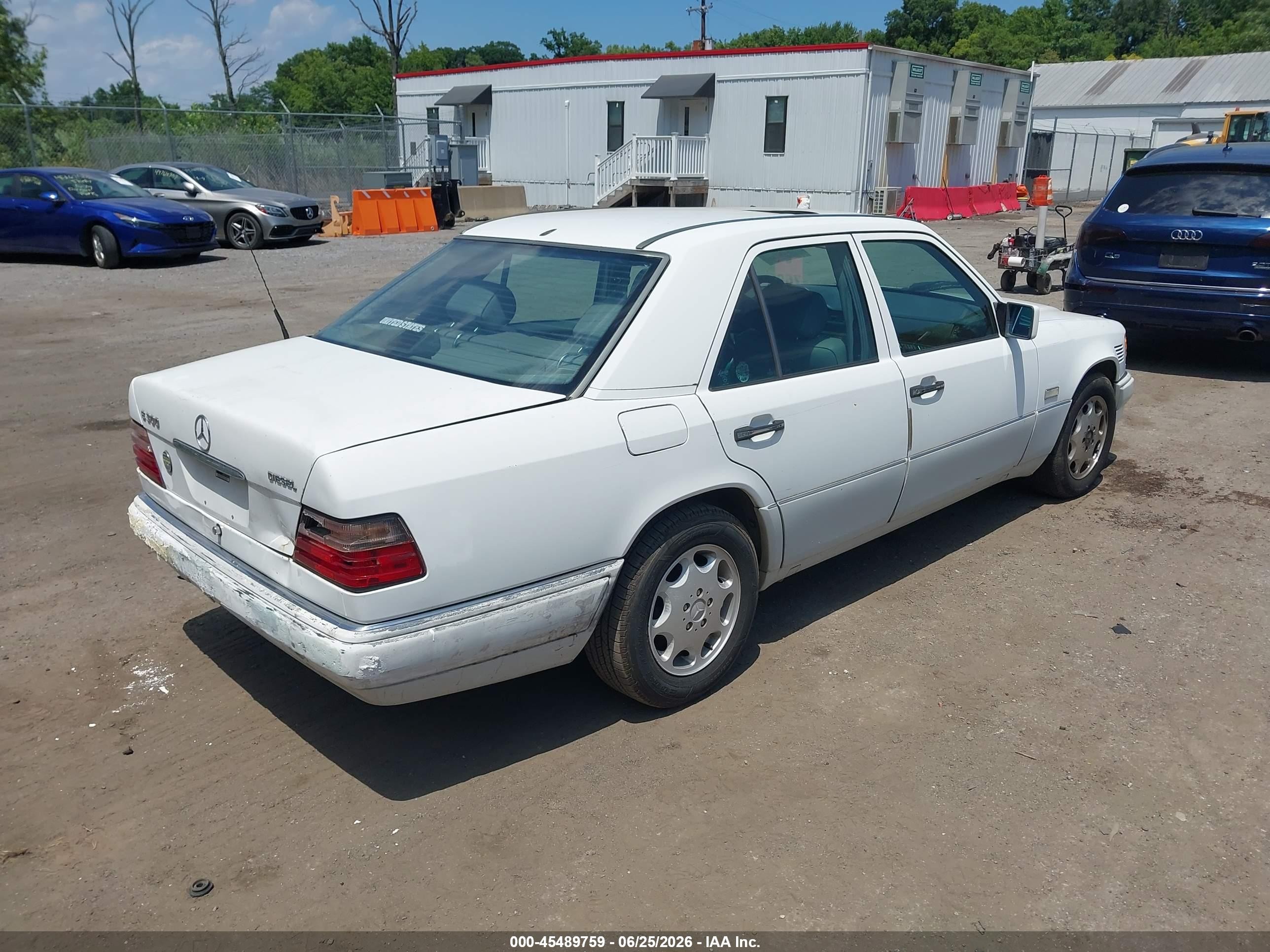 1995 Mercedes-benz E 300d/300d Special White vin: WDBEB31E9SC060533