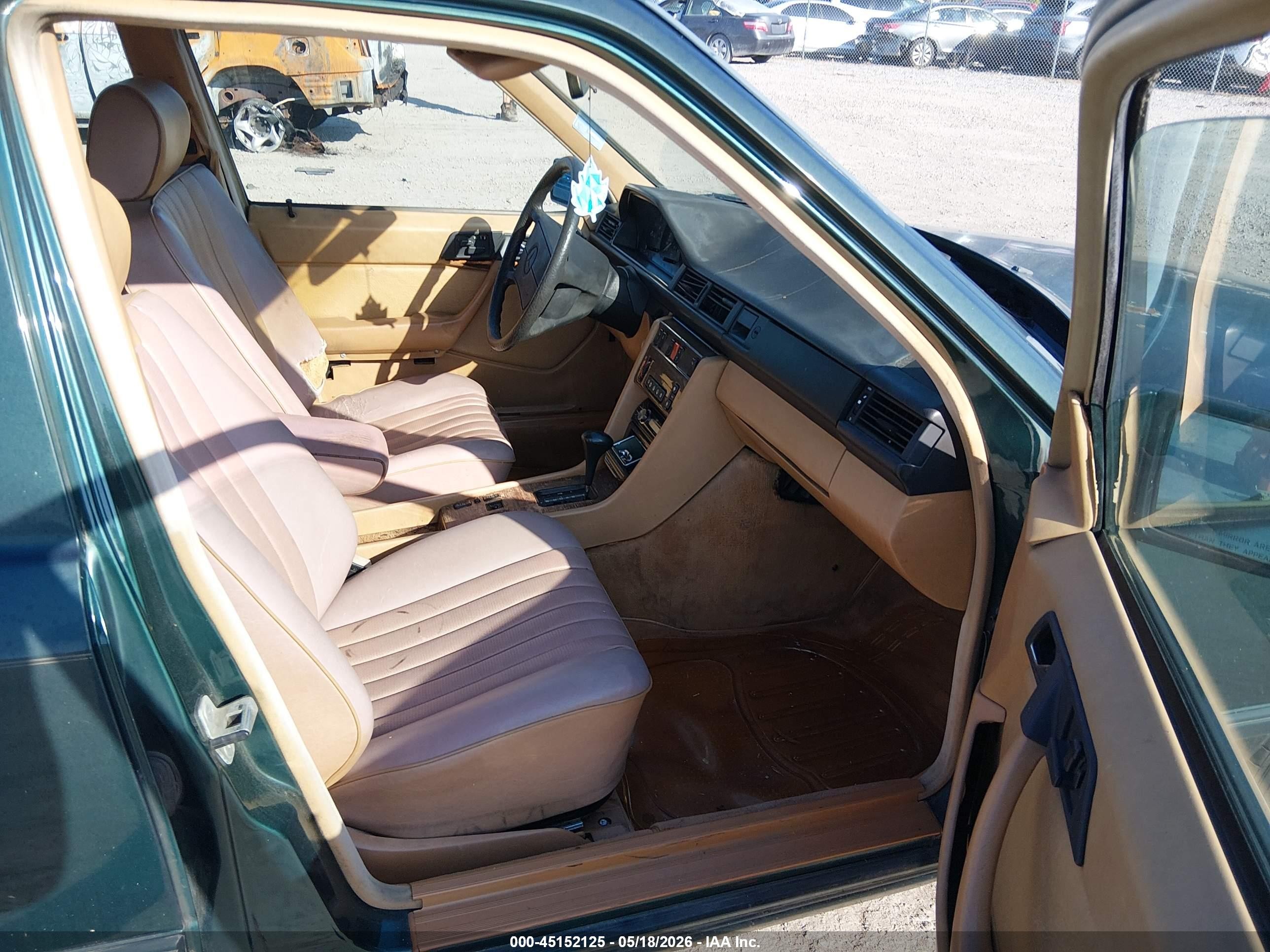 1987 Mercedes-benz 300 Dt Зеленый vin: WDBEB33D6HA413786