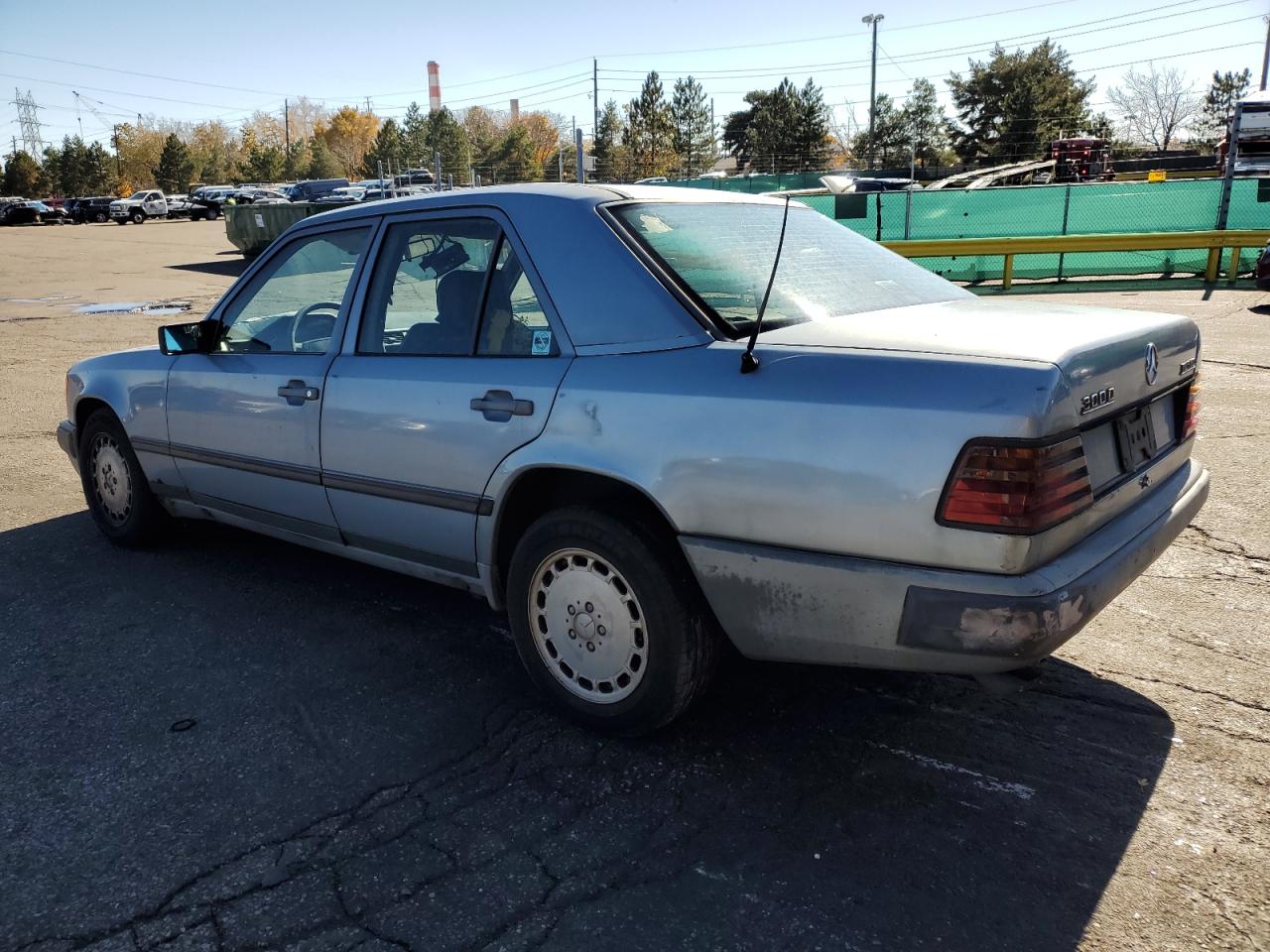 1987 Mercedes-benz 300 Dt Blue vin: WDBEB33D8HA341876